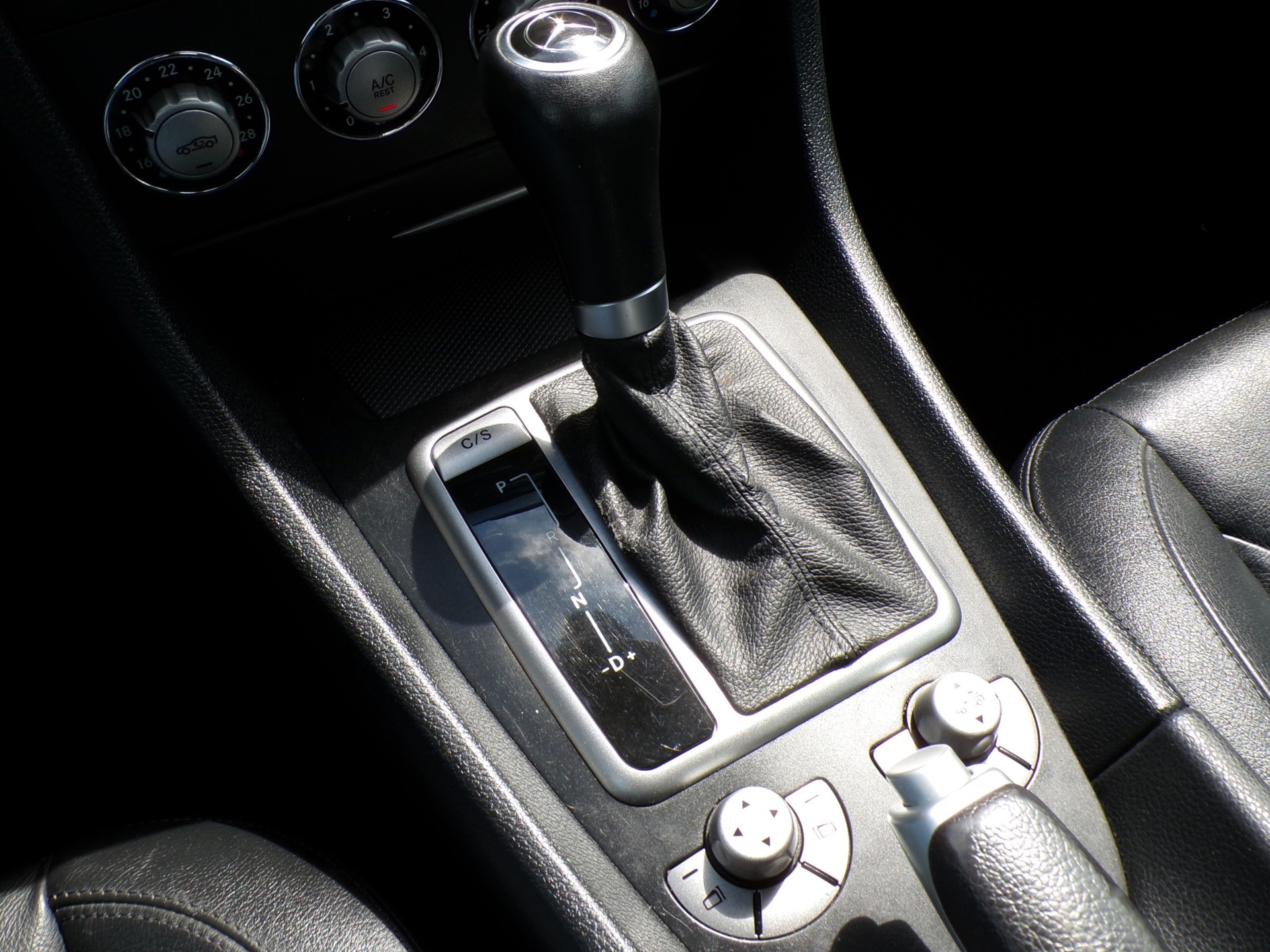 Foto van Mercedes-Benz SLK 200 Kompressor