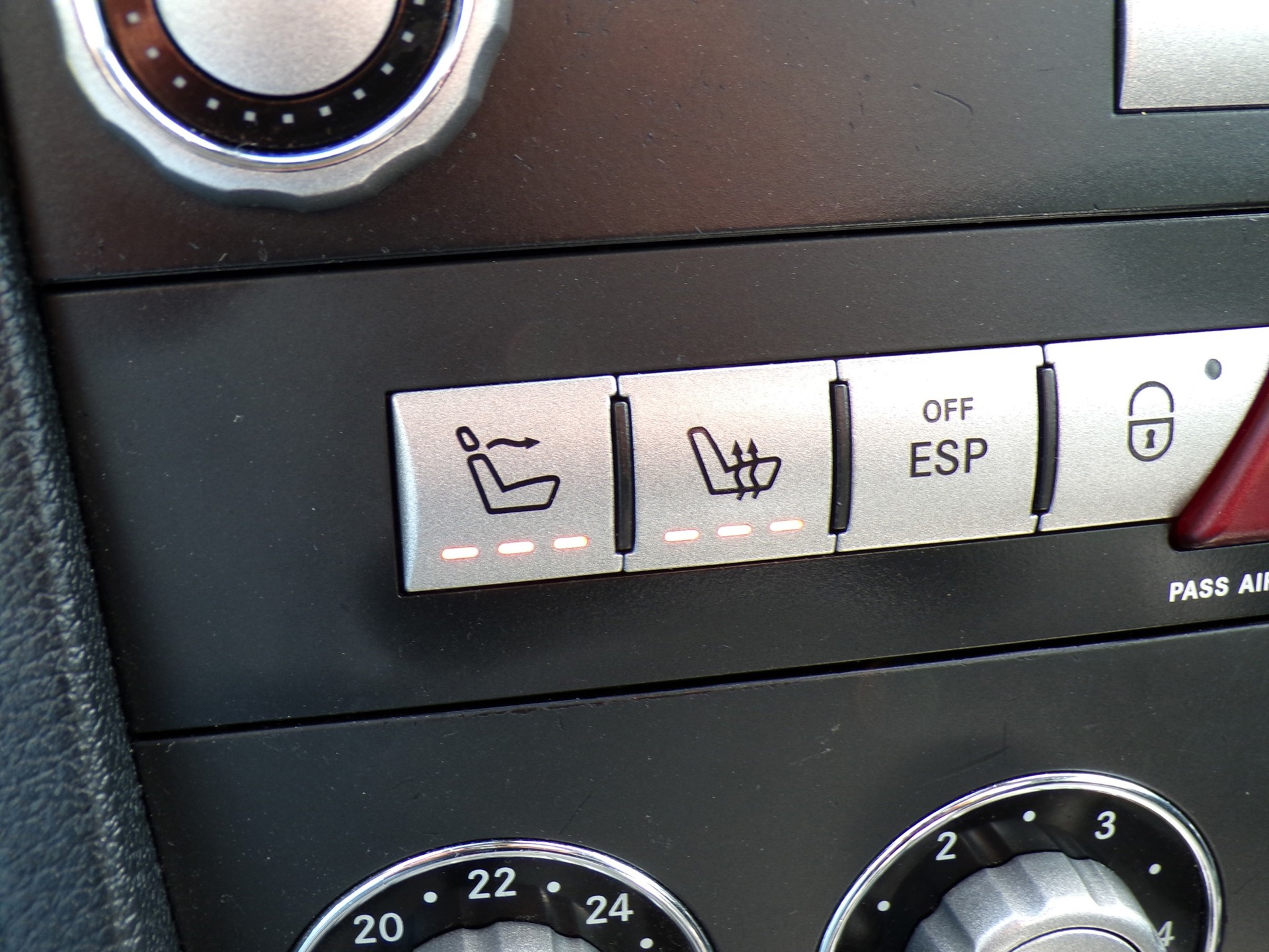 Foto van Mercedes-Benz SLK 200 Kompressor