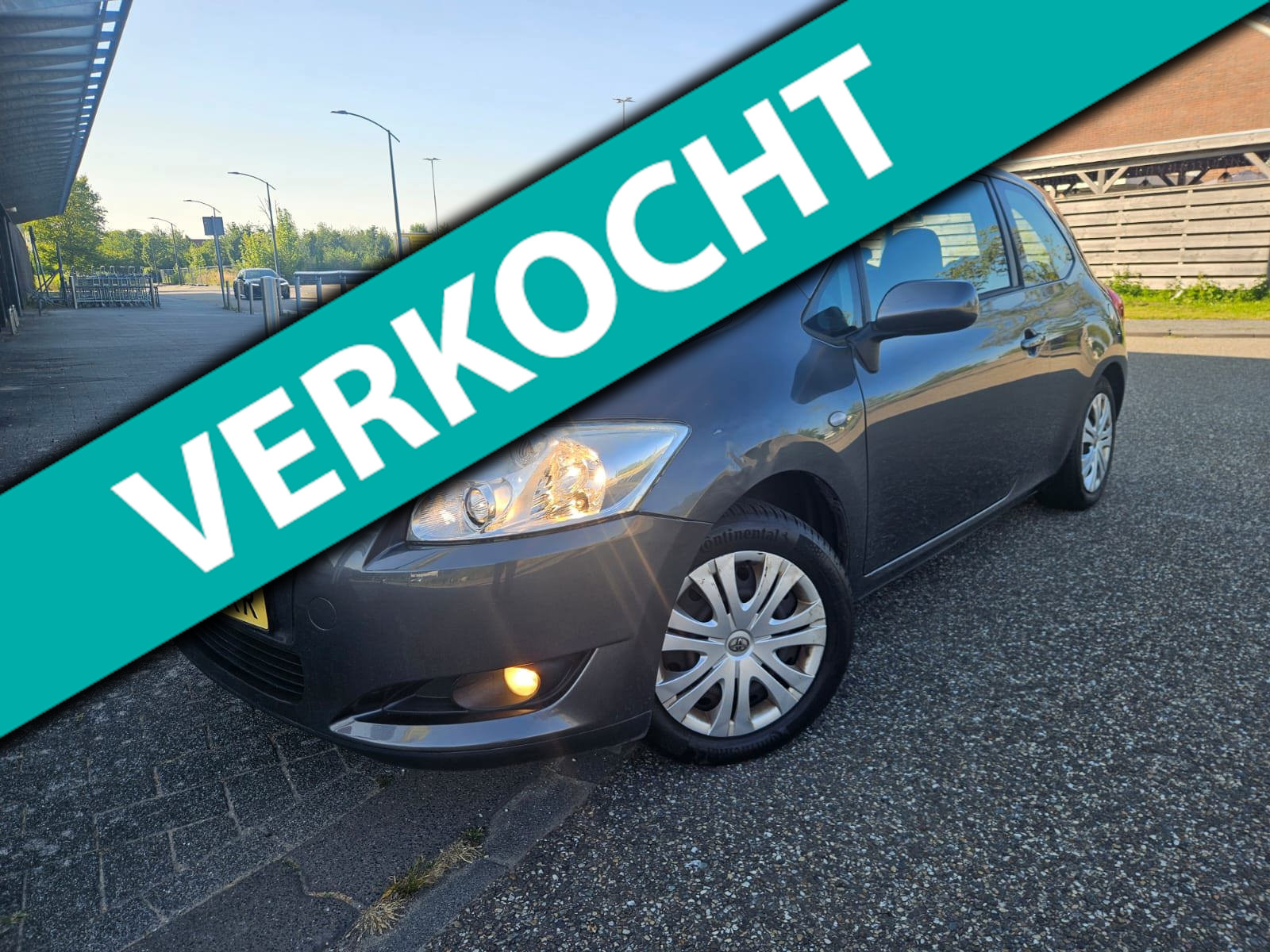 Toyota Toyota Auris 1.6-16V Sol GARANTIE Nieuwe APK 1e Eigenaar 2007 - voorkant