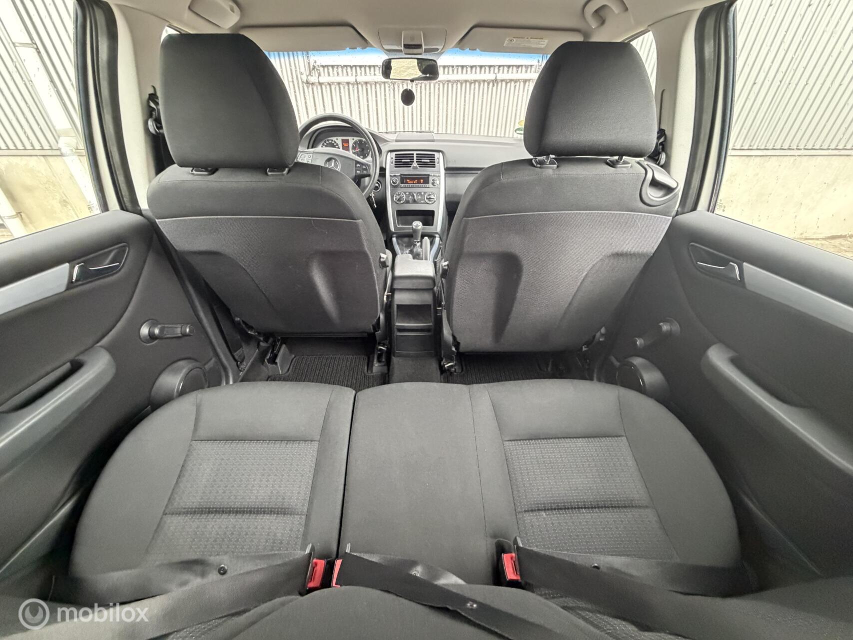 Foto van Mercedes-Benz B 150