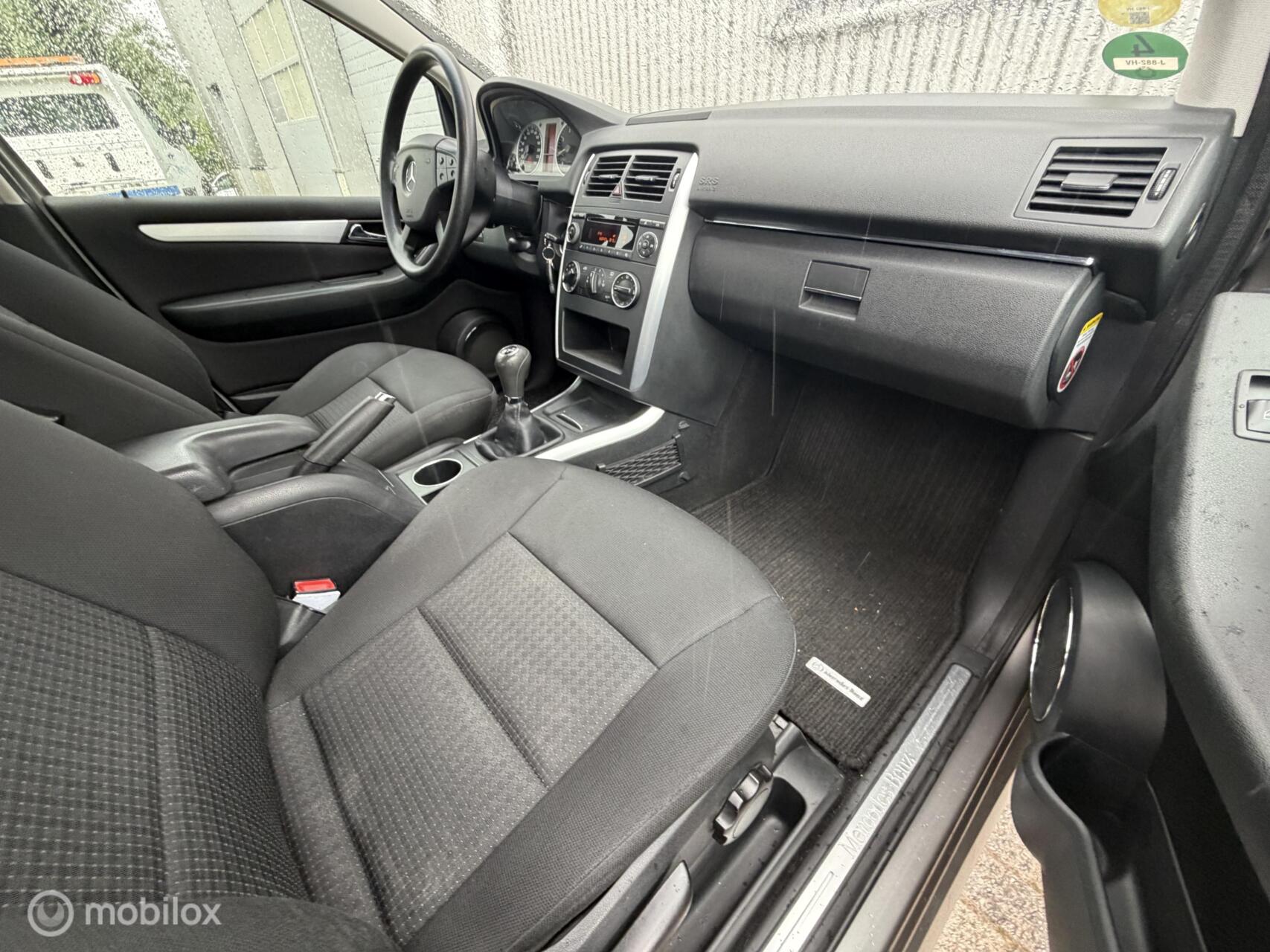 Foto van Mercedes-Benz B 150