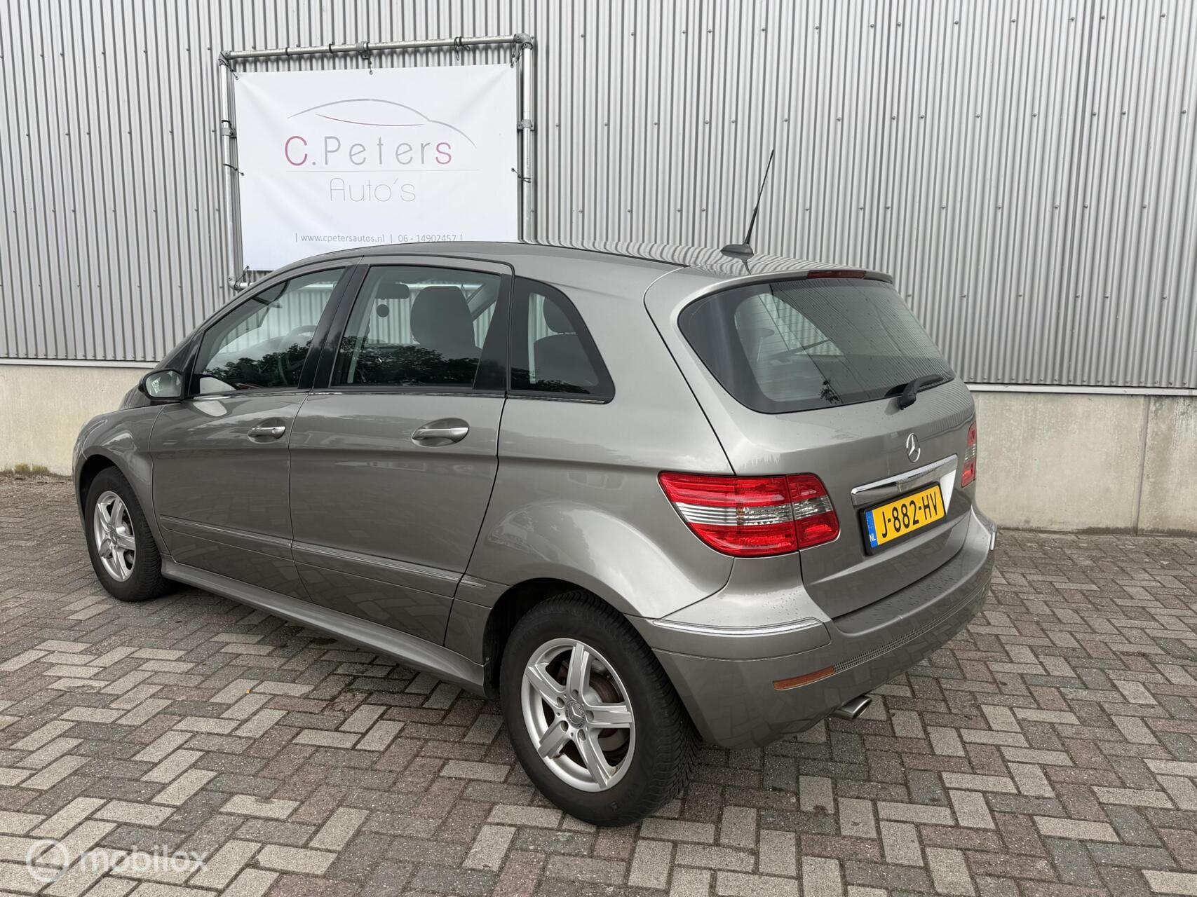 Foto van Mercedes-Benz B 150