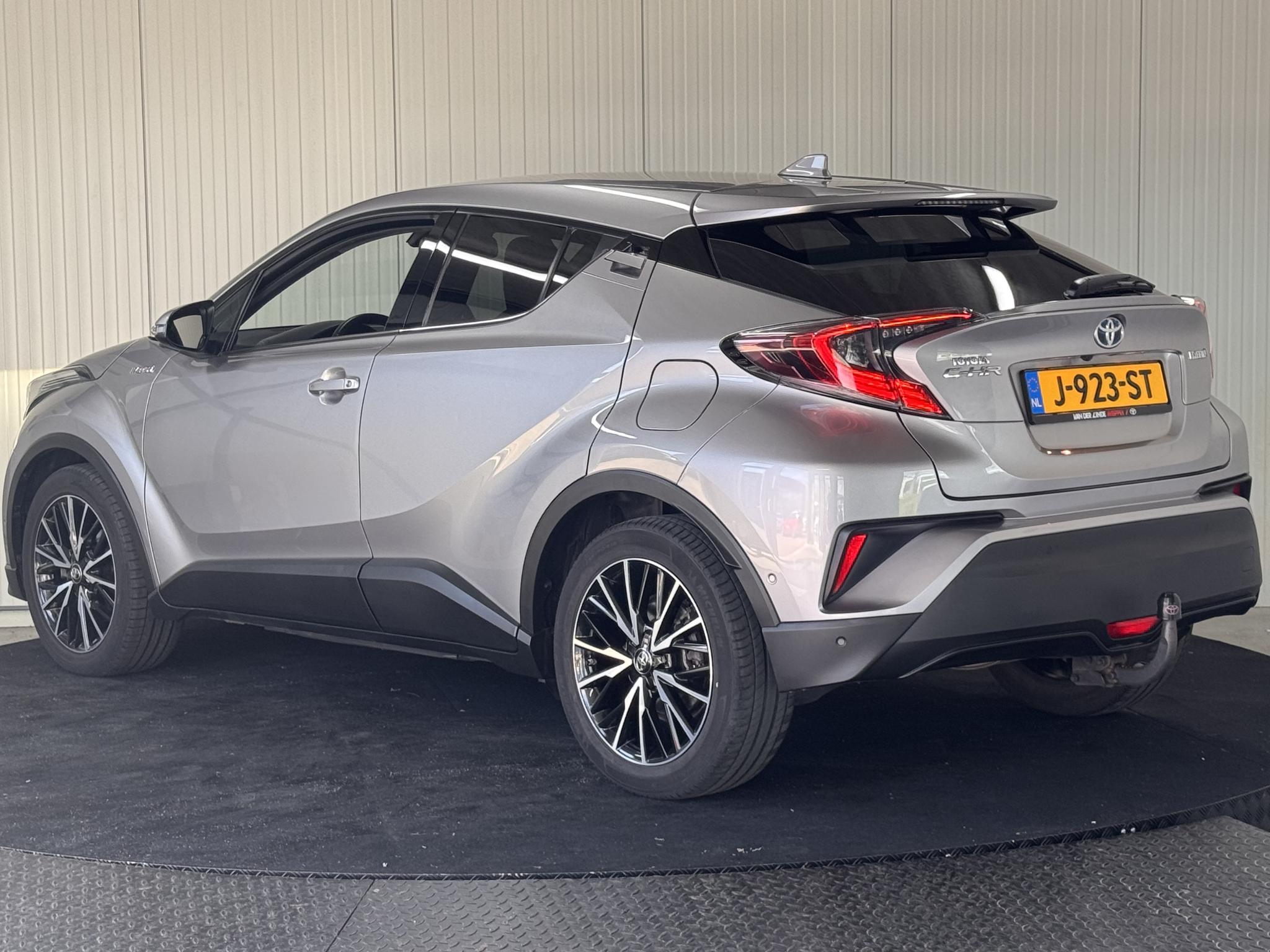 Foto van Toyota Toyota C-hr