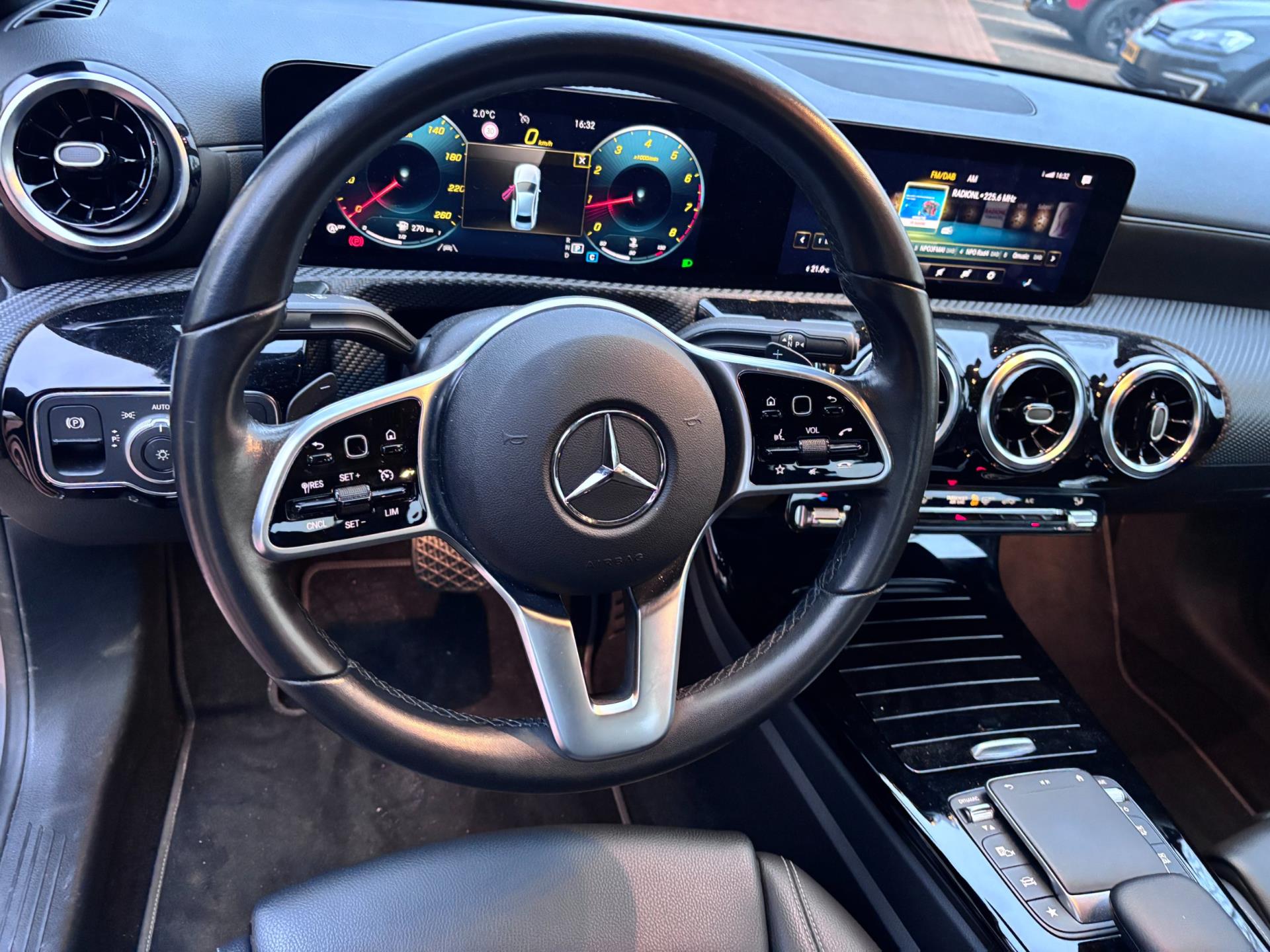 Foto van Mercedes-Benz A 200