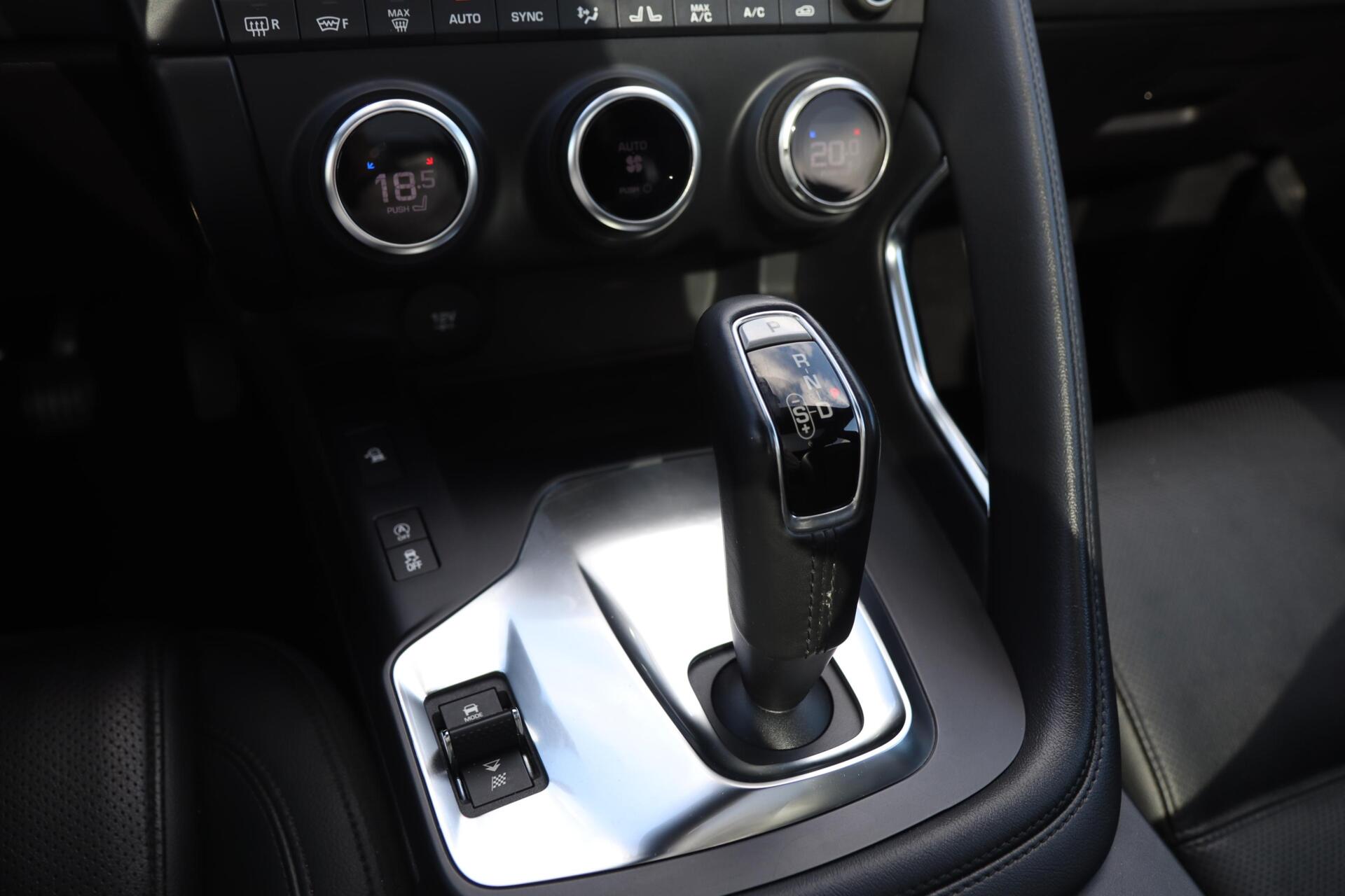 Foto van Jaguar Jaguar E-pace