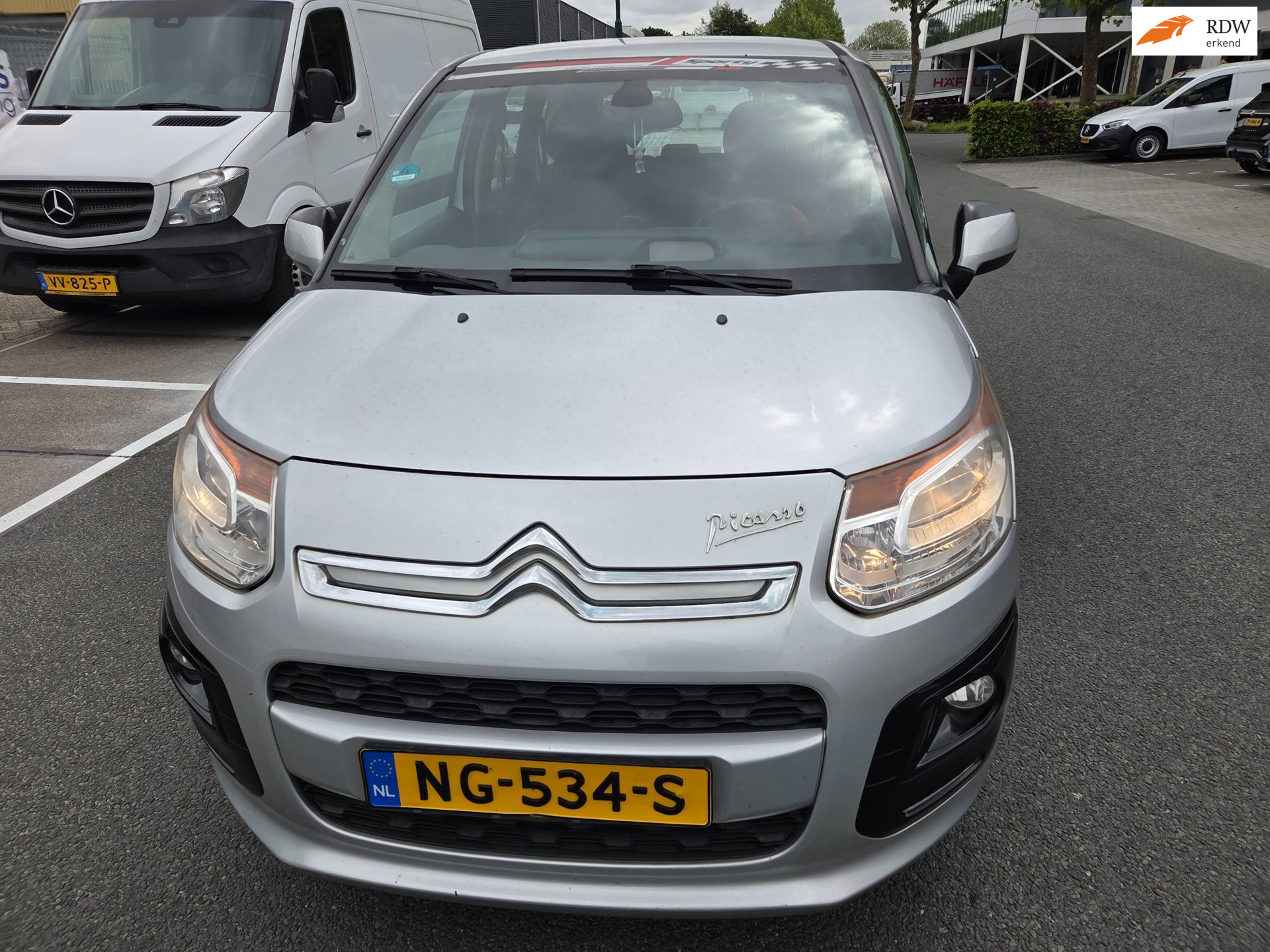 Citroen C3 Picasso 1.6 e-HDi Tendance AIRCO  diesel 2013 - voorkant