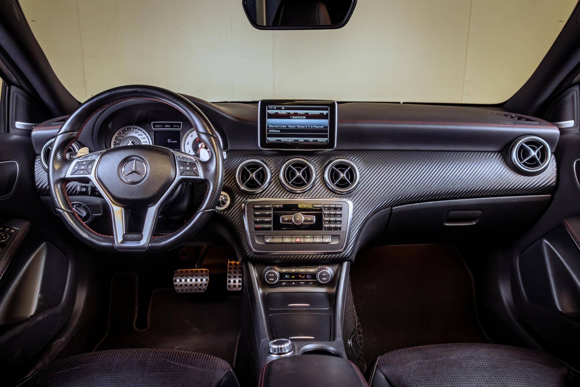 Foto van Mercedes-Benz A 250