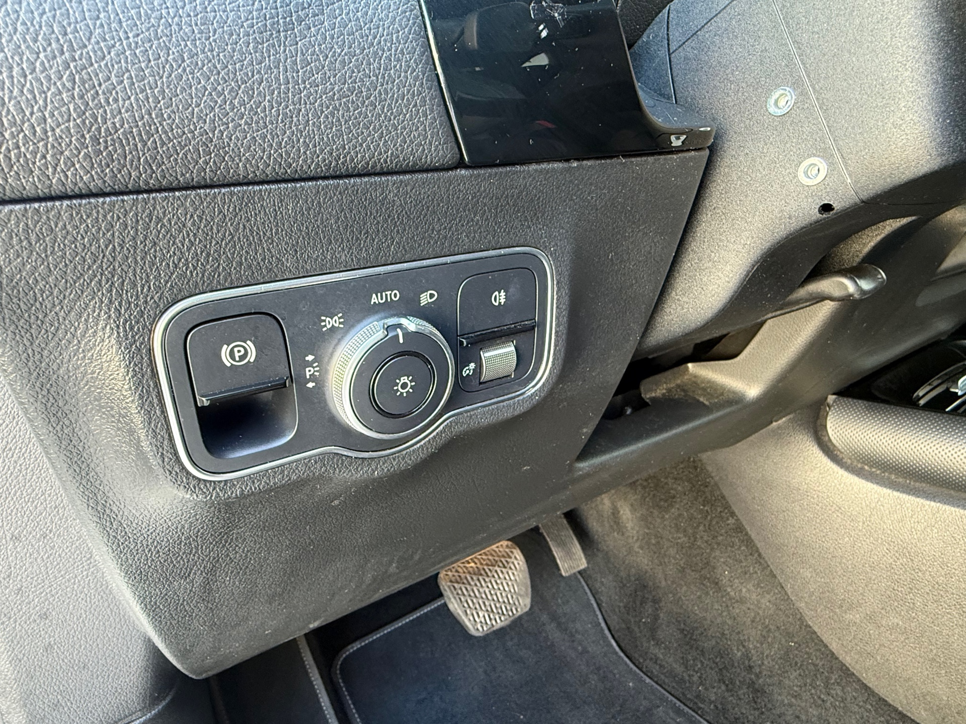 Foto van Mercedes-Benz B 200 D