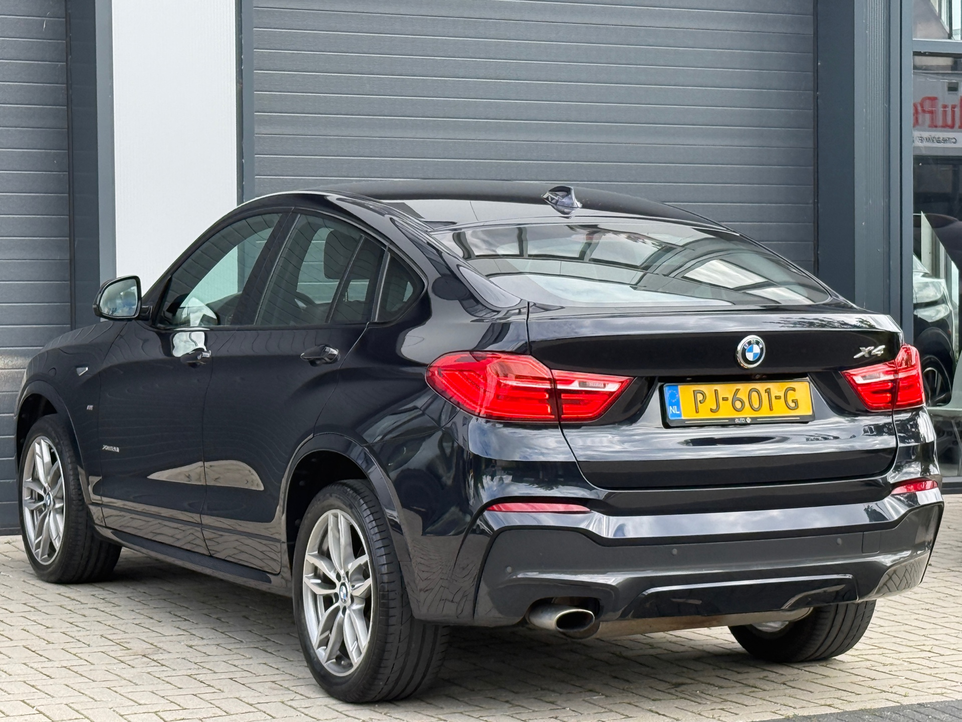 Foto van BMW X4 Xdrive20i