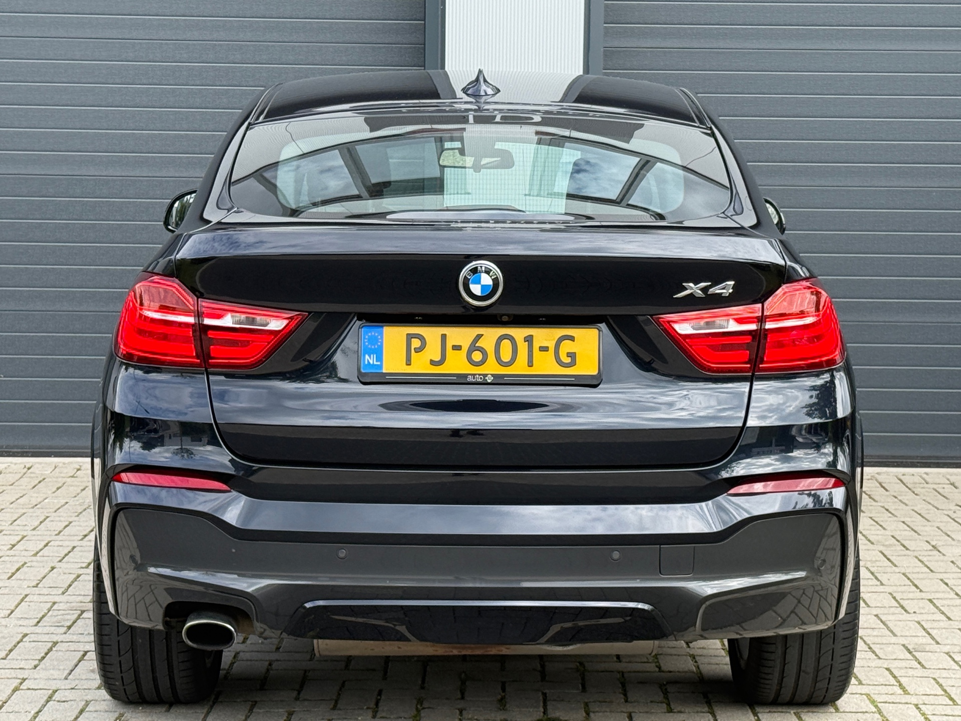 Foto van BMW X4 Xdrive20i