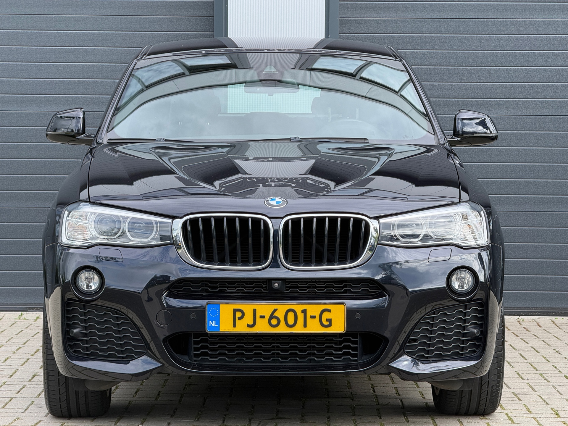 Foto van BMW X4 Xdrive20i