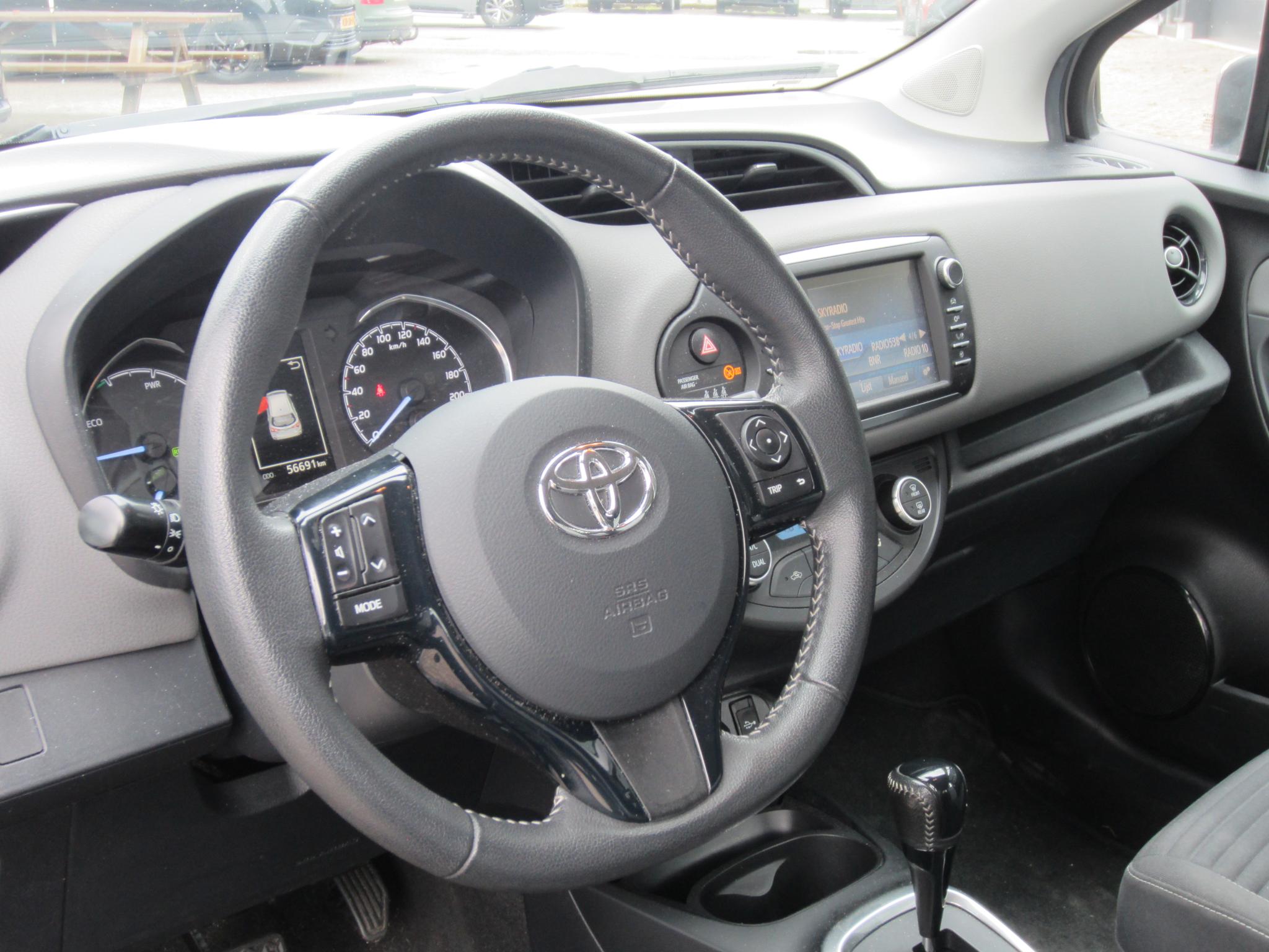 Foto van Toyota Toyota Yaris Hybrid
