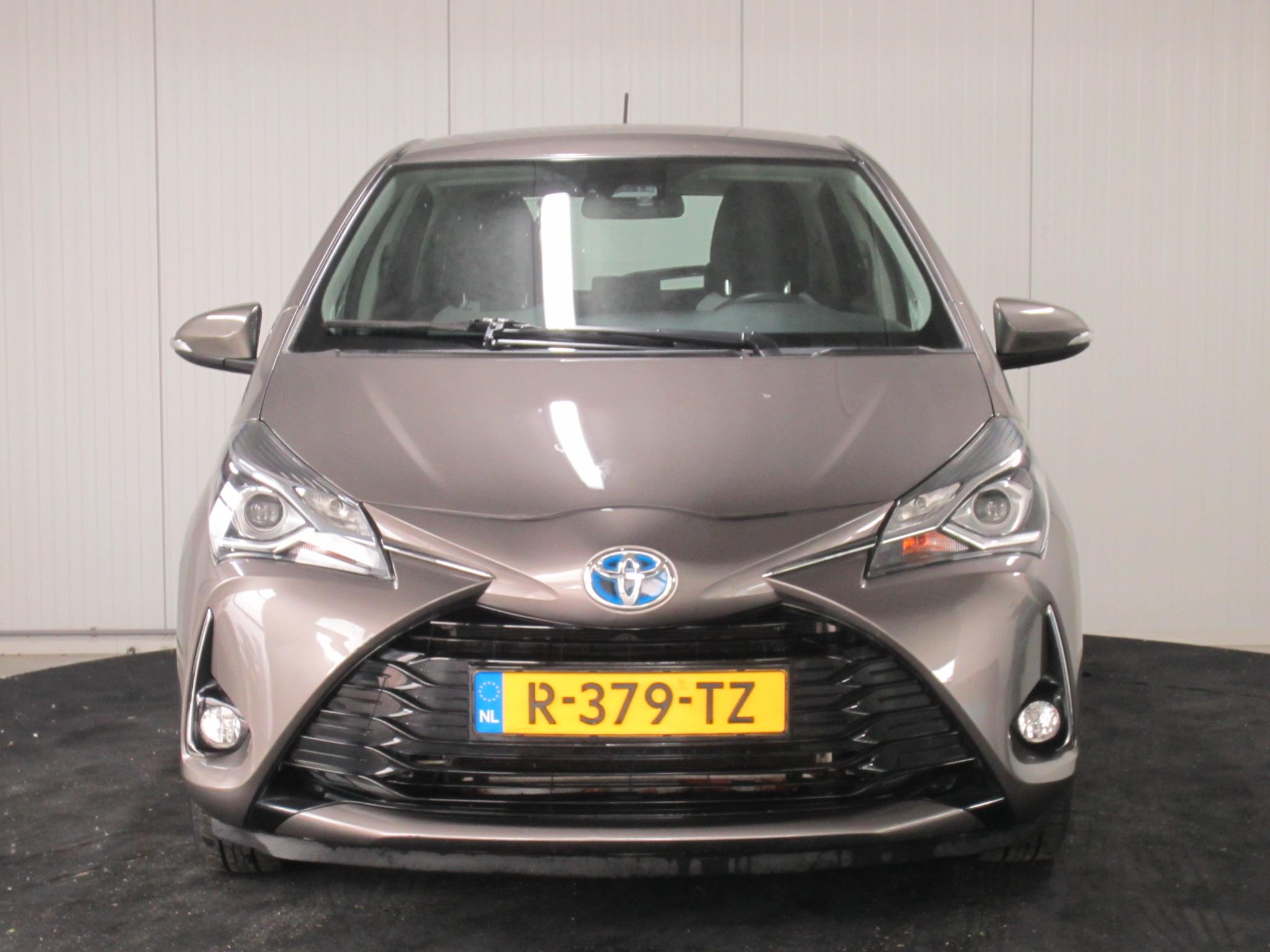 Foto van Toyota Toyota Yaris Hybrid