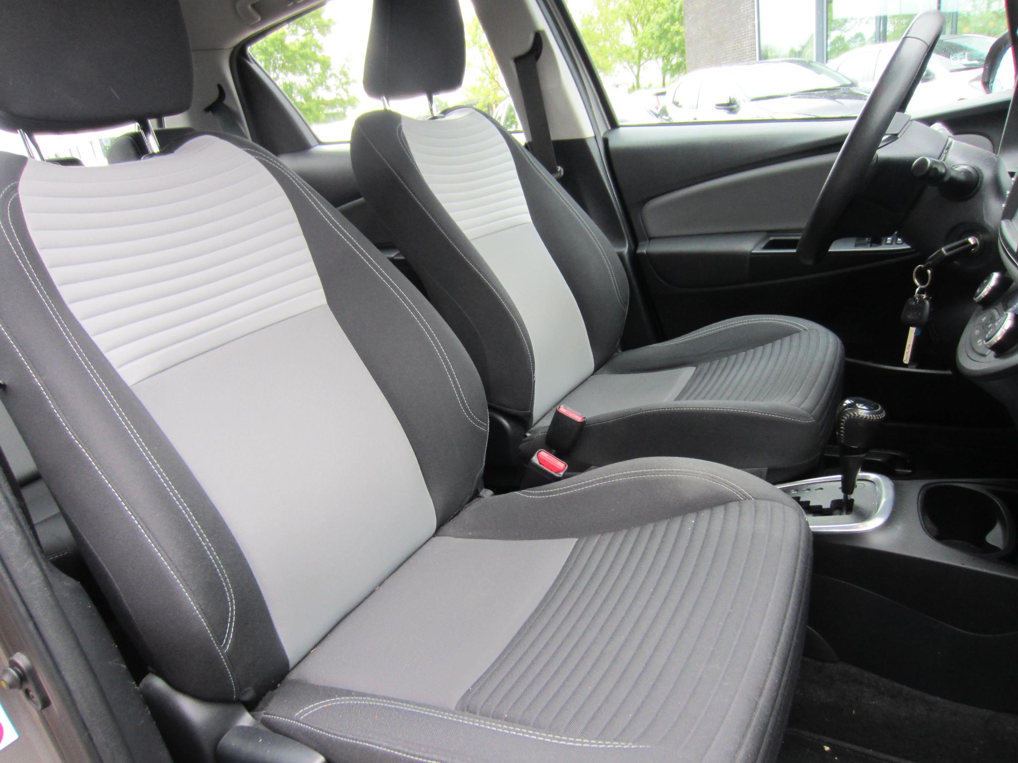 Foto van Toyota Toyota Yaris Hybrid