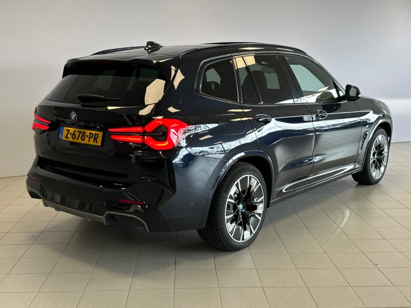 Foto van BMW Ix3