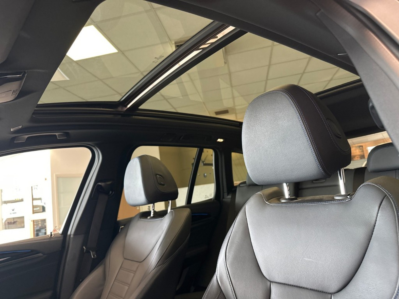 Foto van BMW Ix3