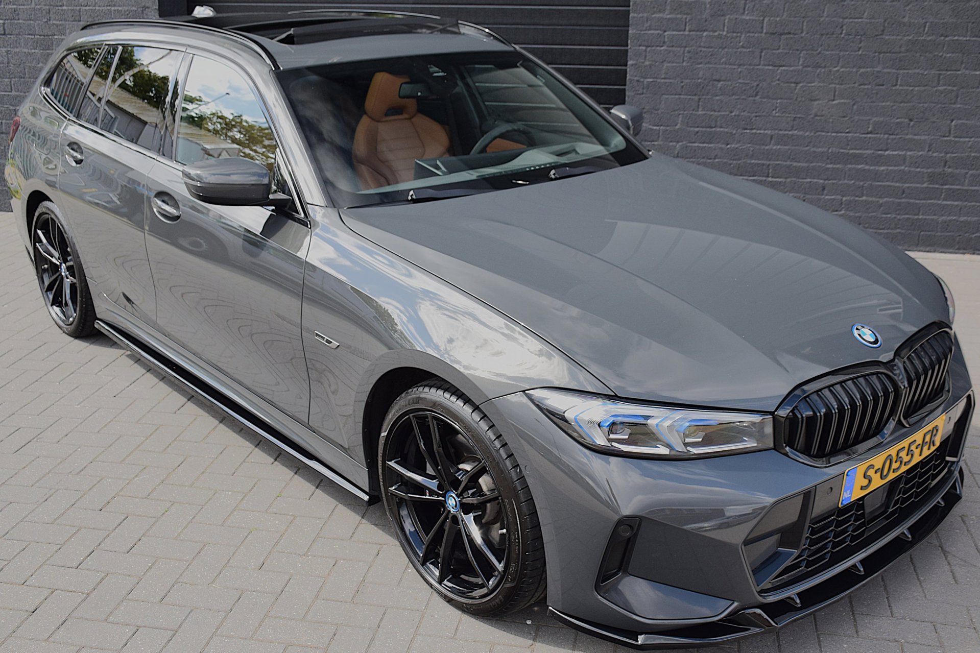 Foto van BMW 330e
