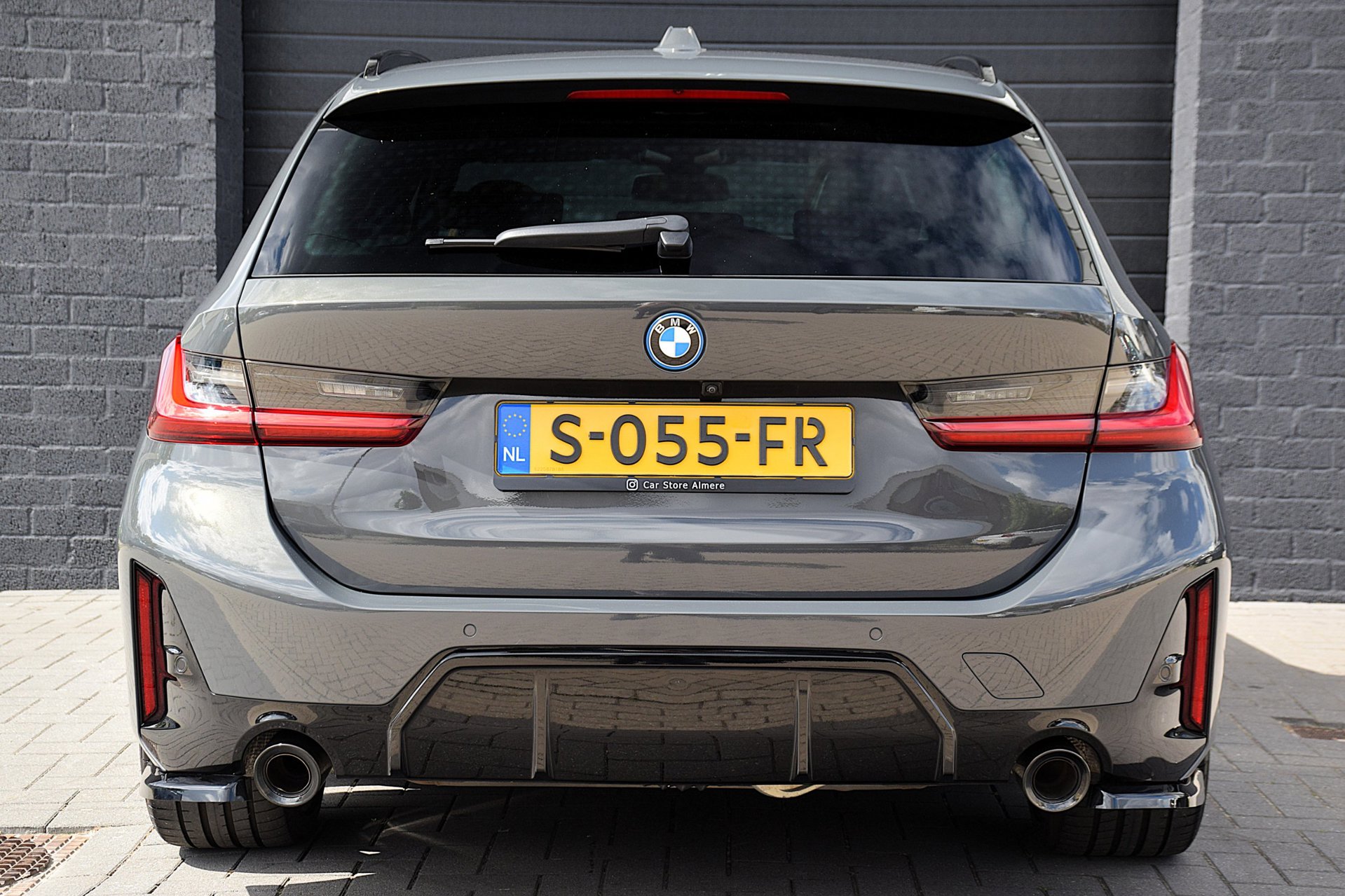 Foto van BMW 330e