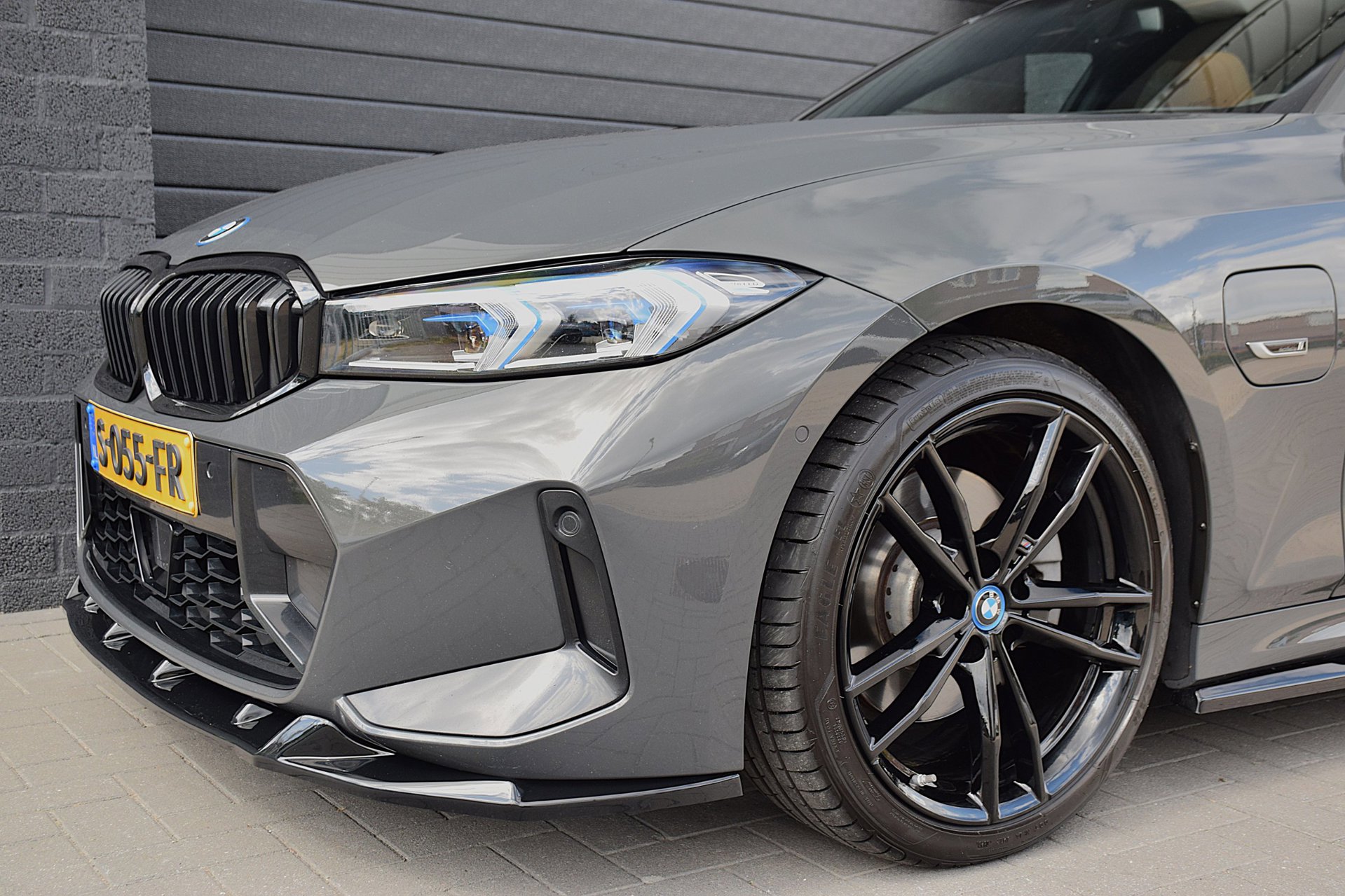 Foto van BMW 330e