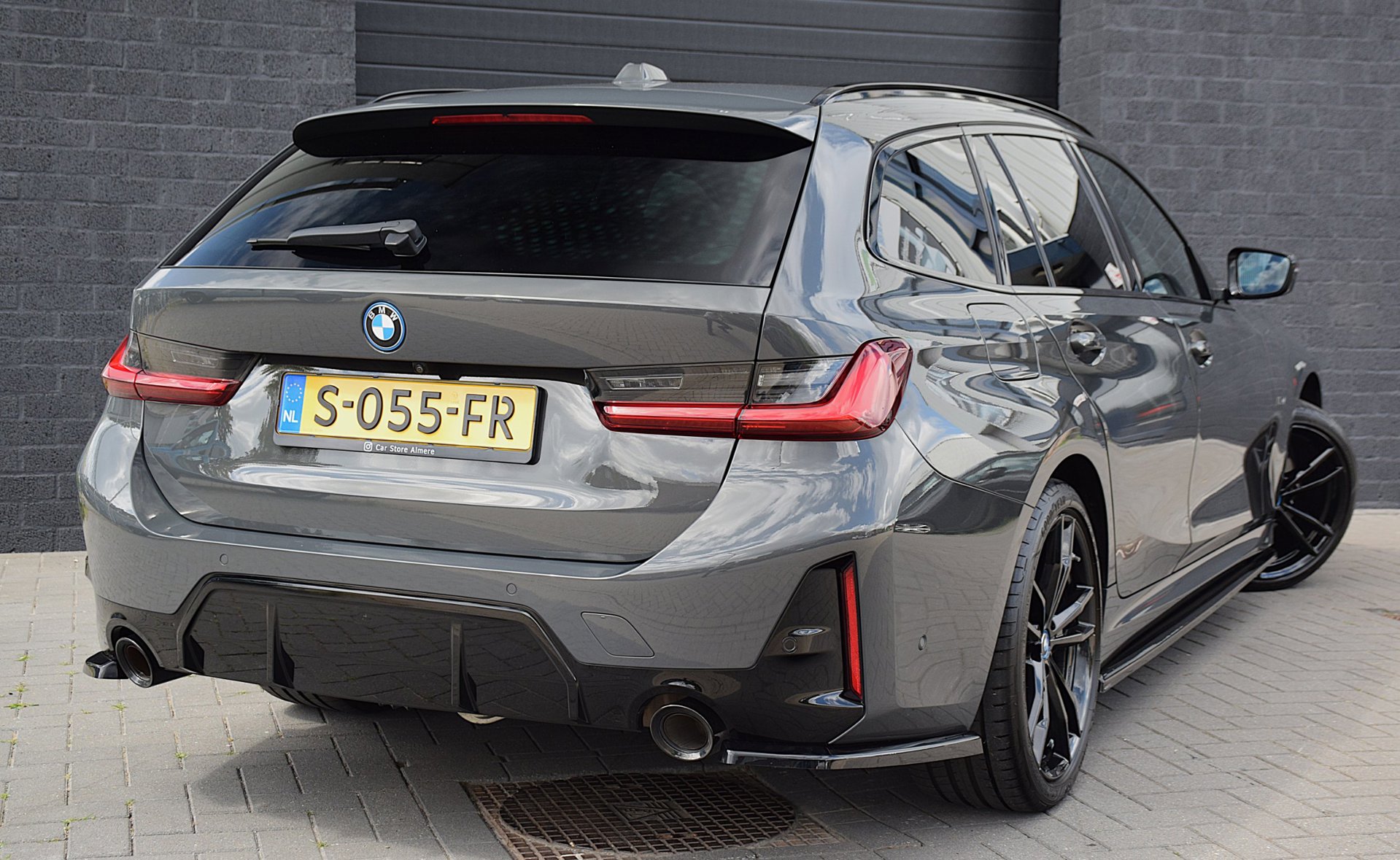 Foto van BMW 330e