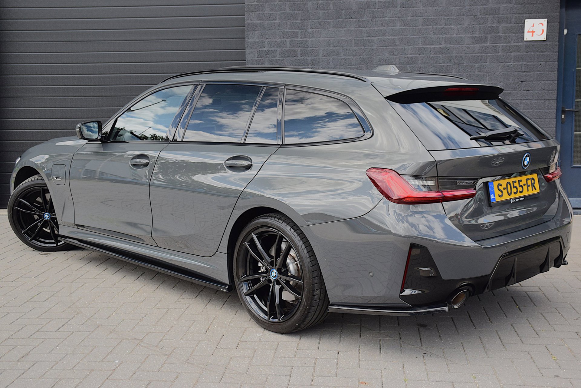 Foto van BMW 330e
