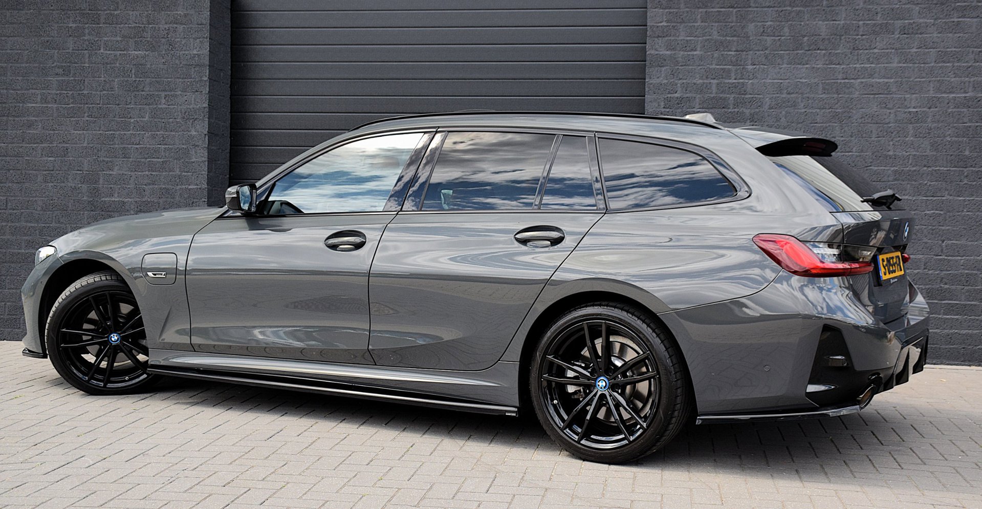 Foto van BMW 330e