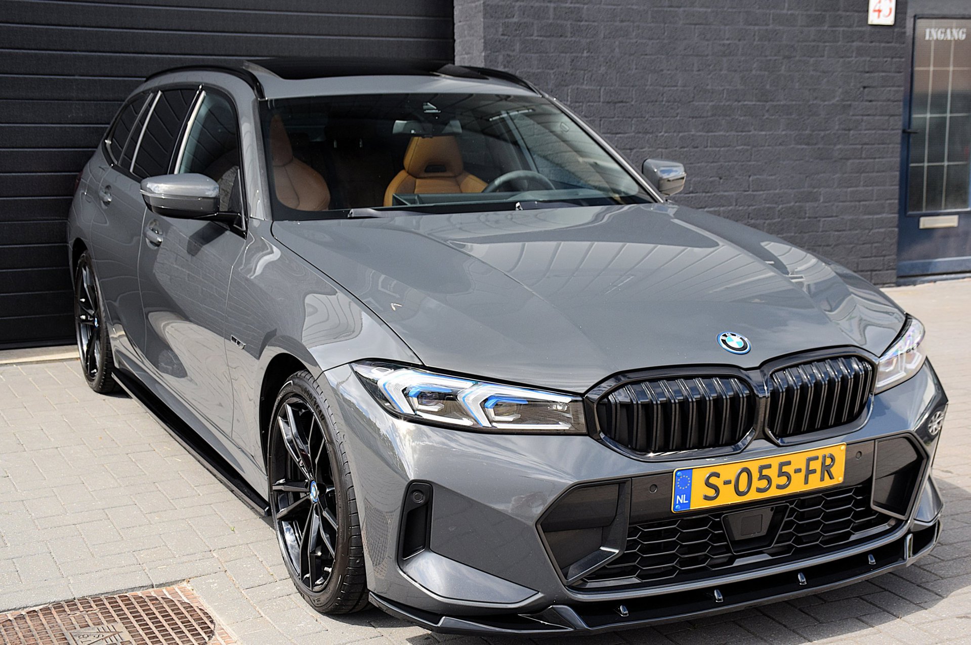 Foto van BMW 330e