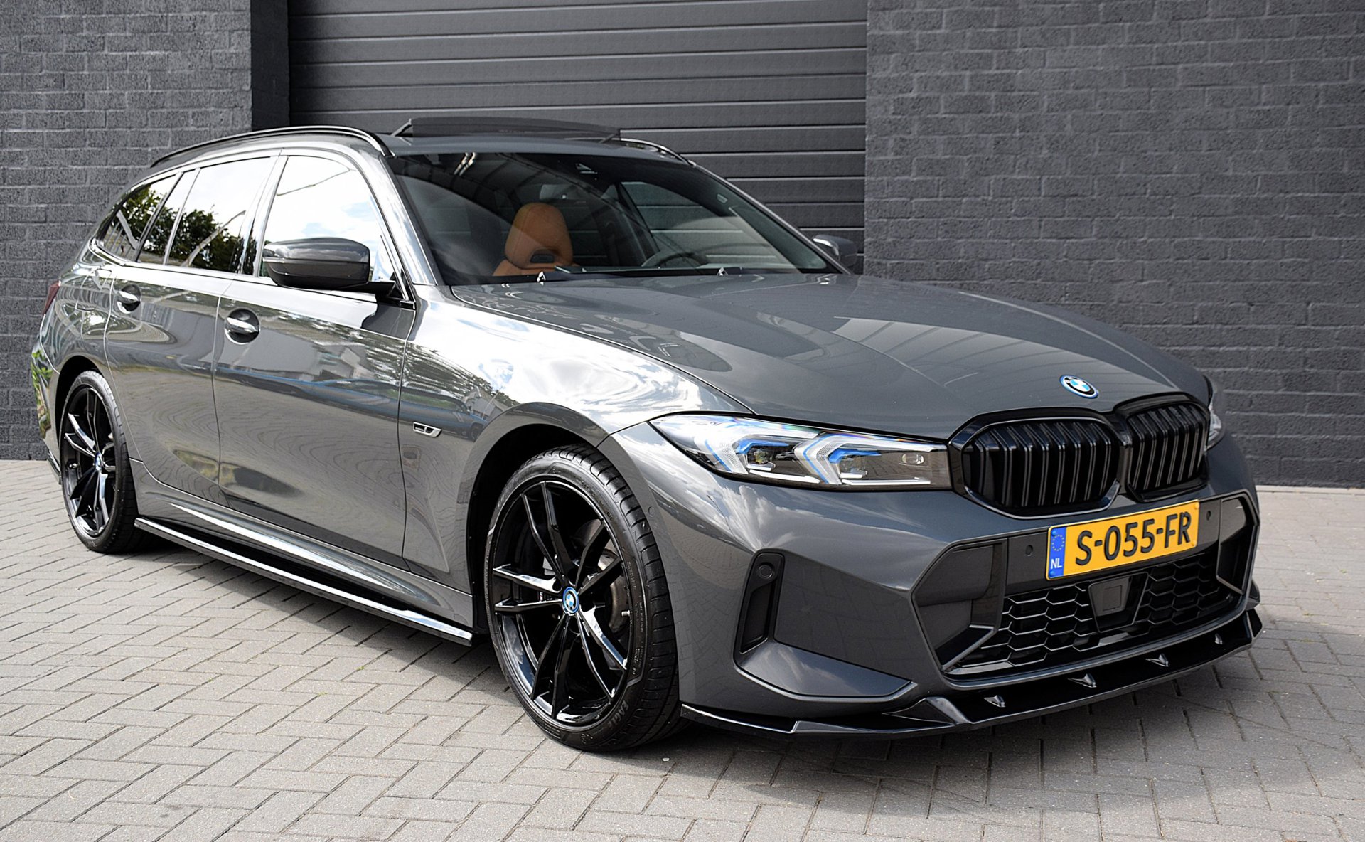 Foto van BMW 330e