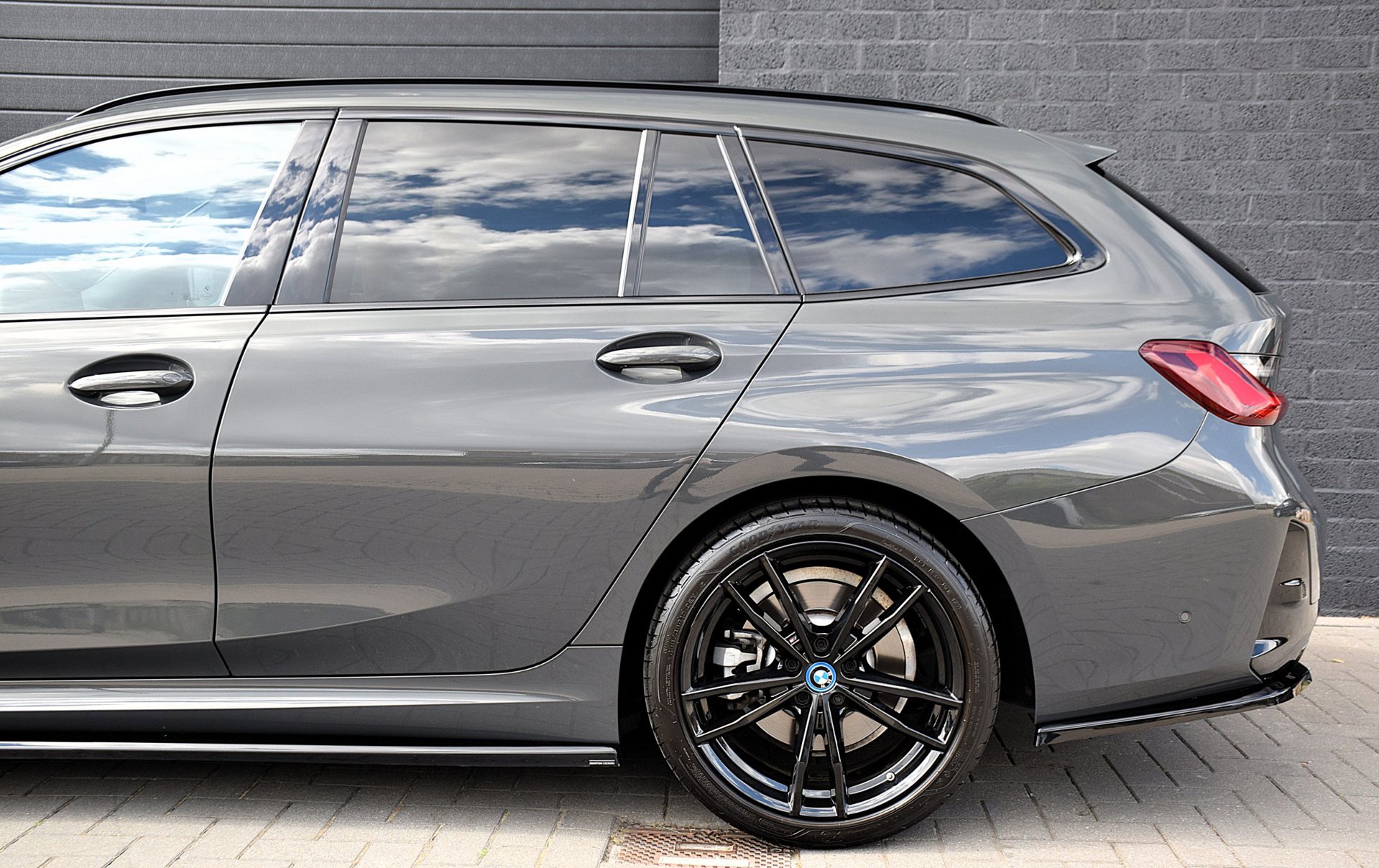 Foto van BMW 330e