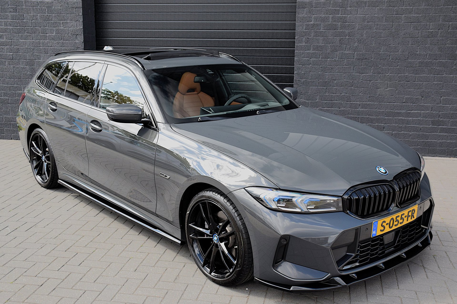 Foto van BMW 330e