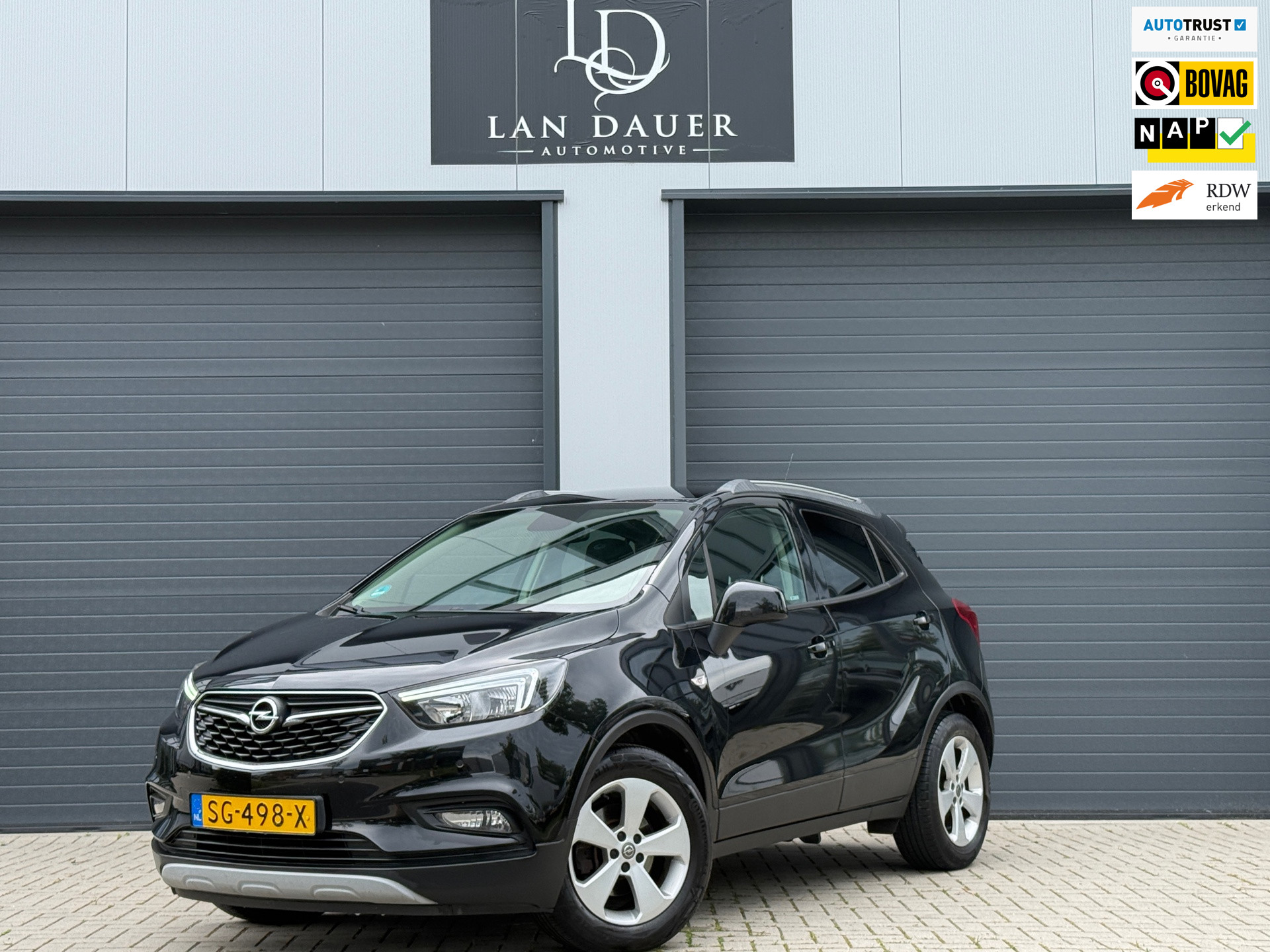 Opel Mokka X 1.4 Turbo Online Edition / CAMERA / TREKHAAK 2018 - voorkant