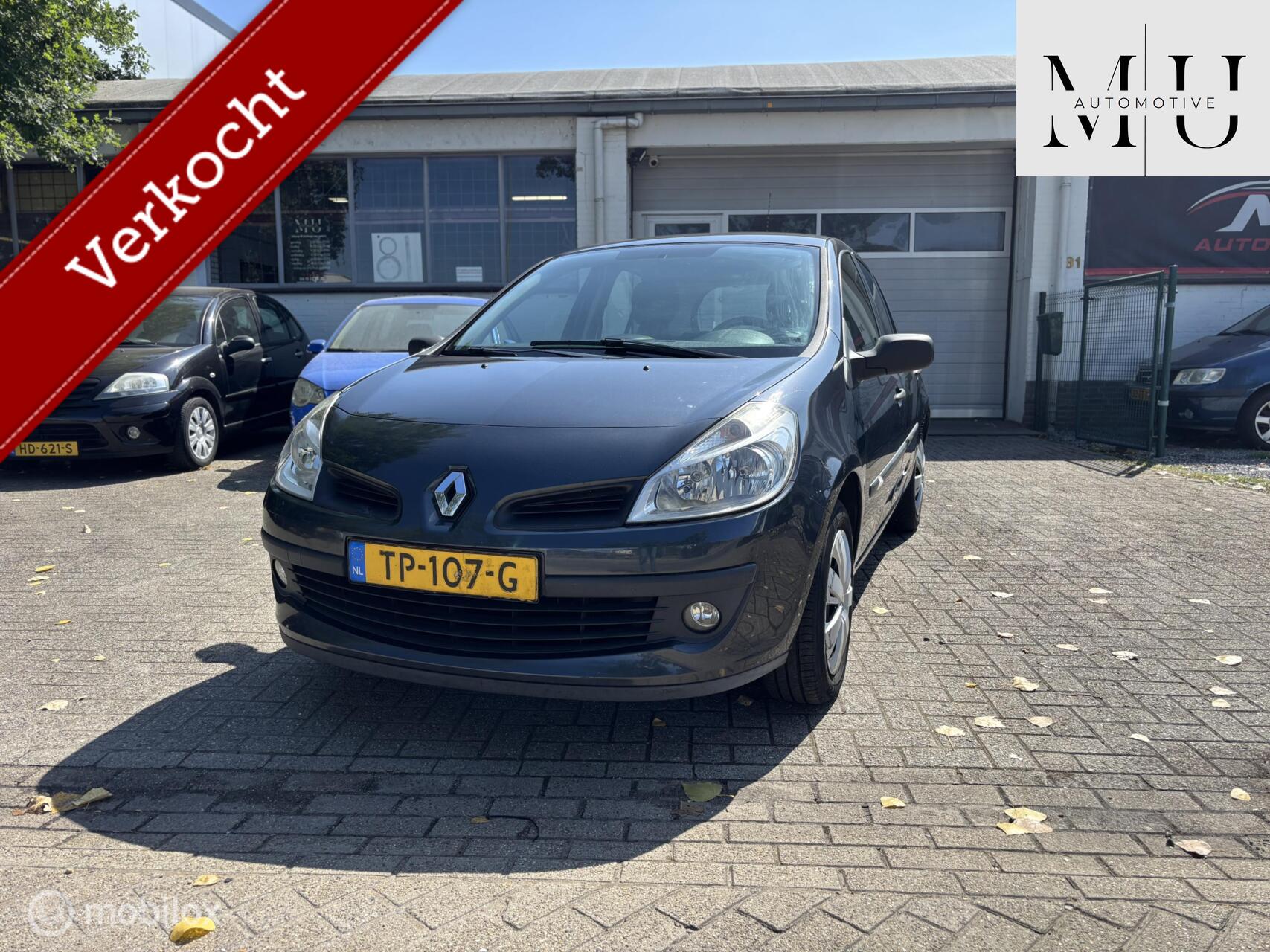 Renault Clio 1.2-16V Authentique 2008 - voorkant