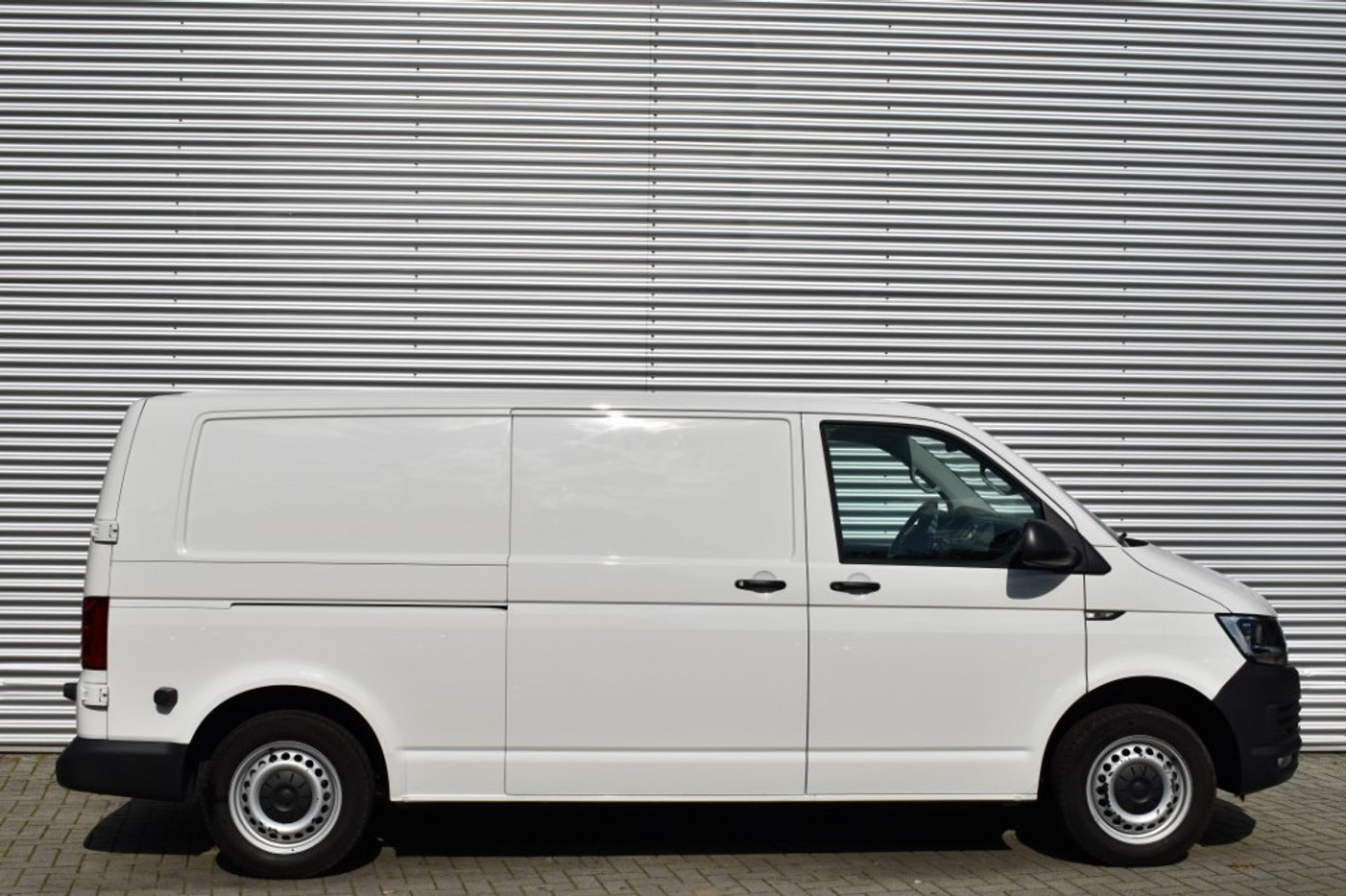 Foto van Volkswagen Abt E-transporter