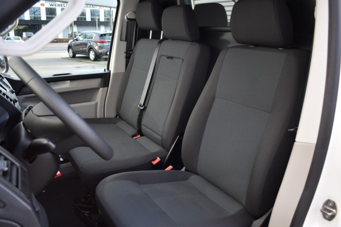 Foto van Volkswagen Abt E-transporter