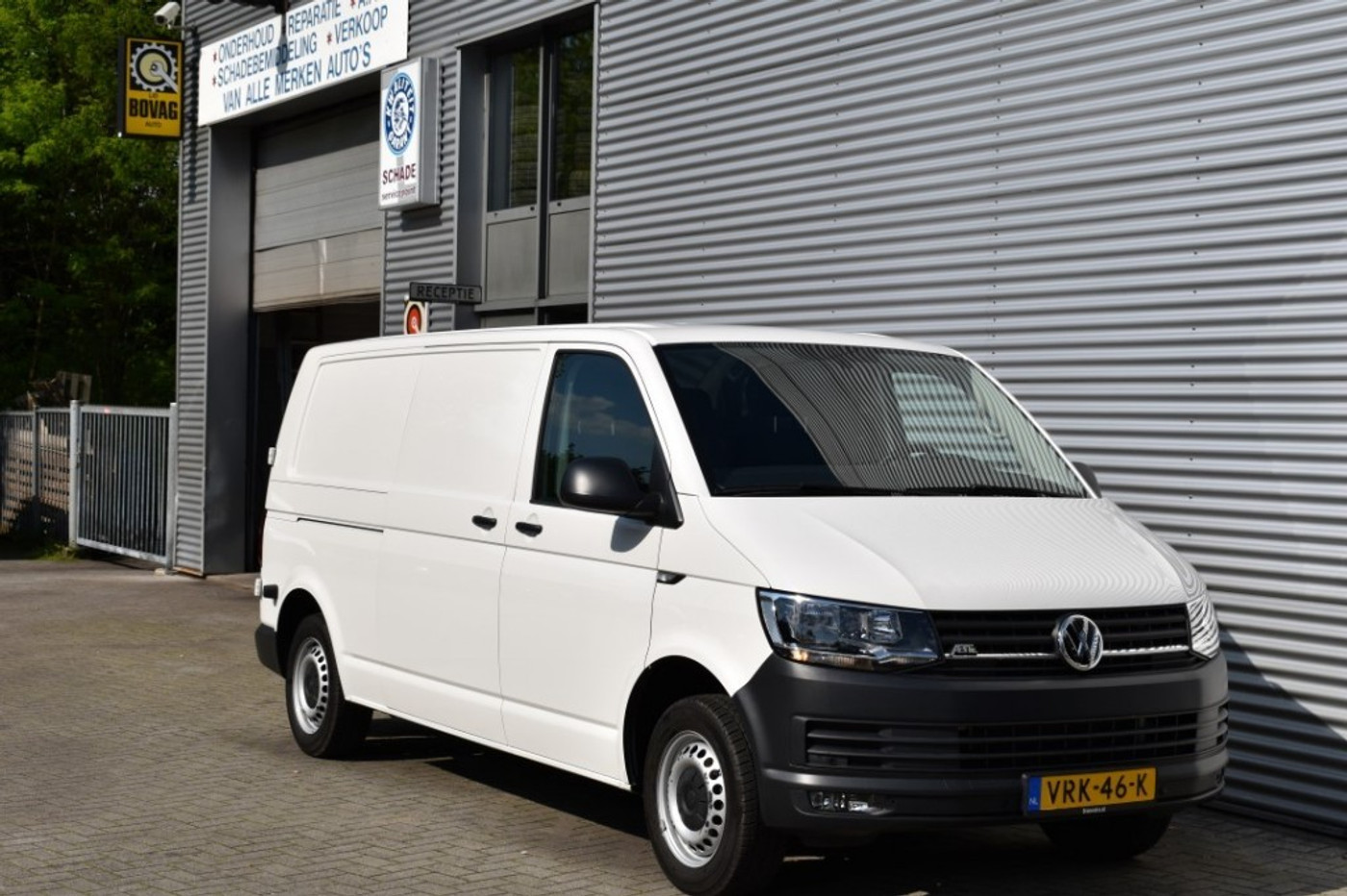 Foto van Volkswagen Abt E-transporter