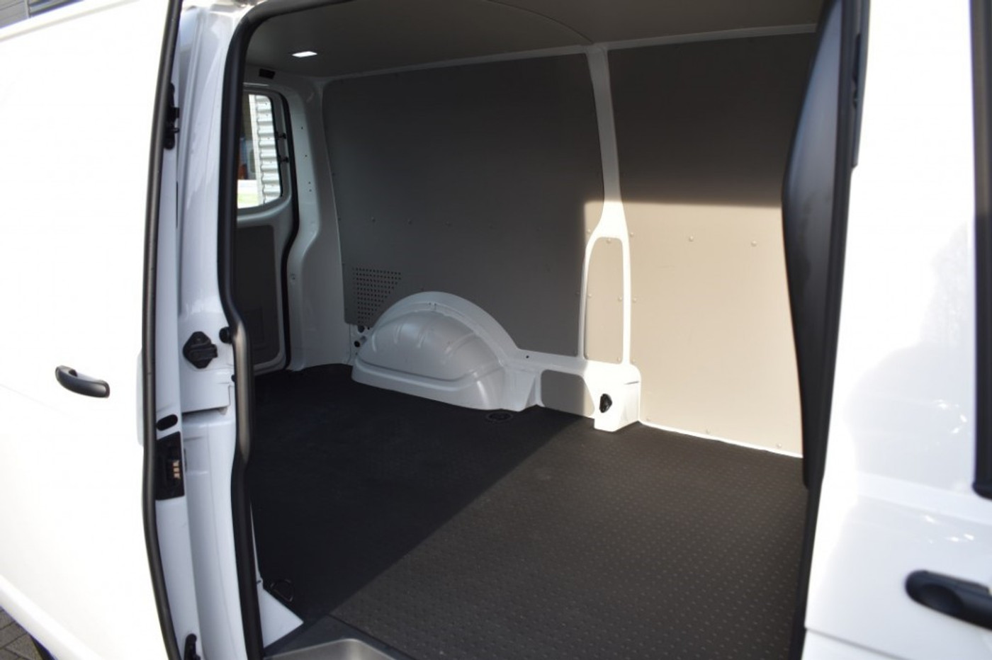 Foto van Volkswagen Abt E-transporter
