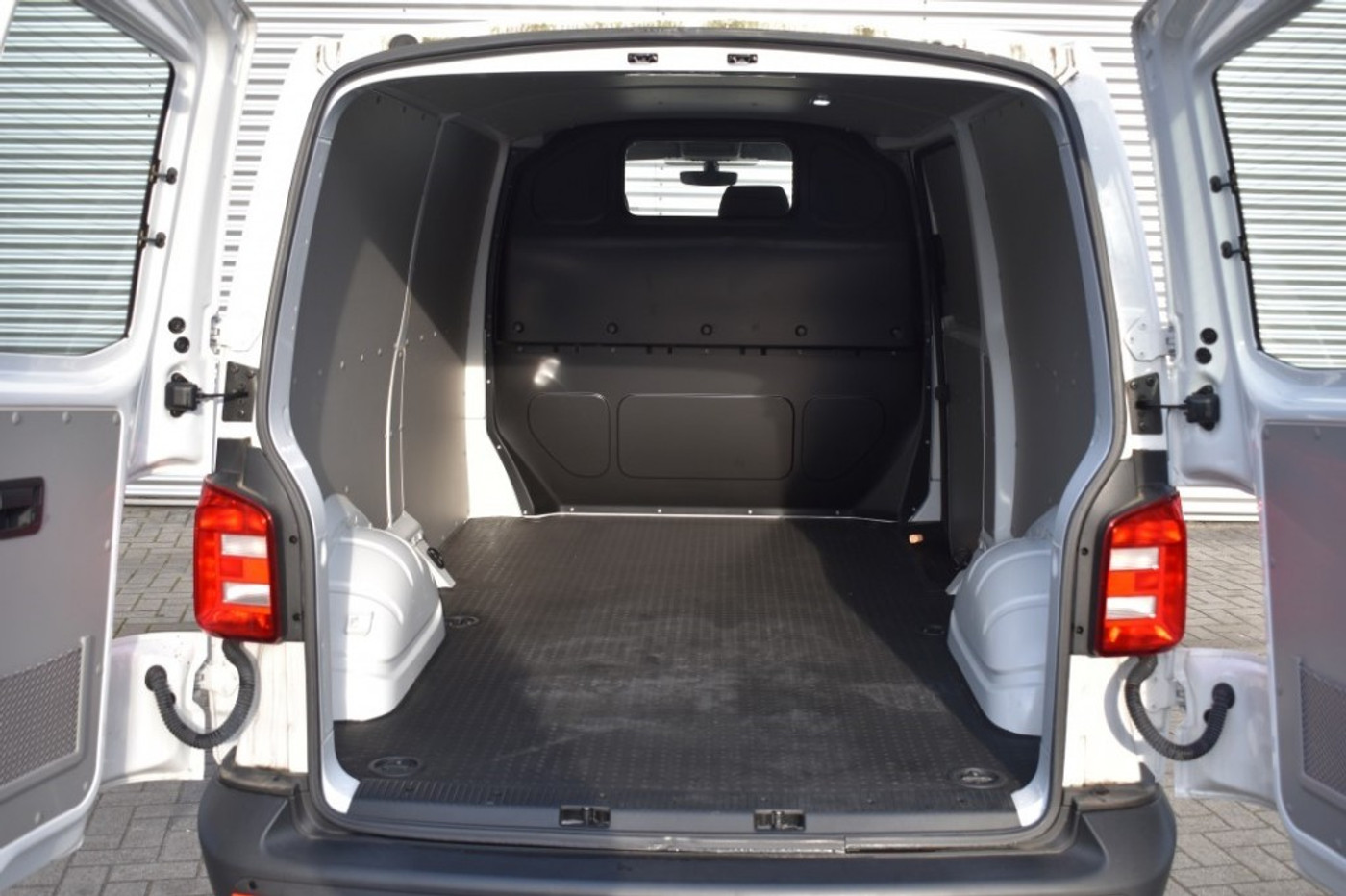 Foto van Volkswagen Abt E-transporter