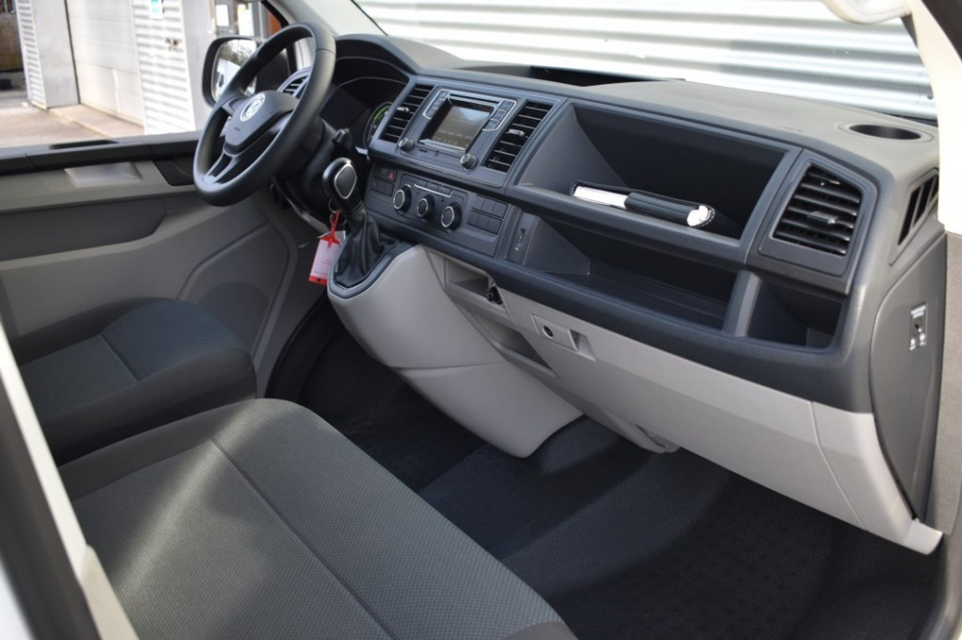 Foto van Volkswagen Abt E-transporter
