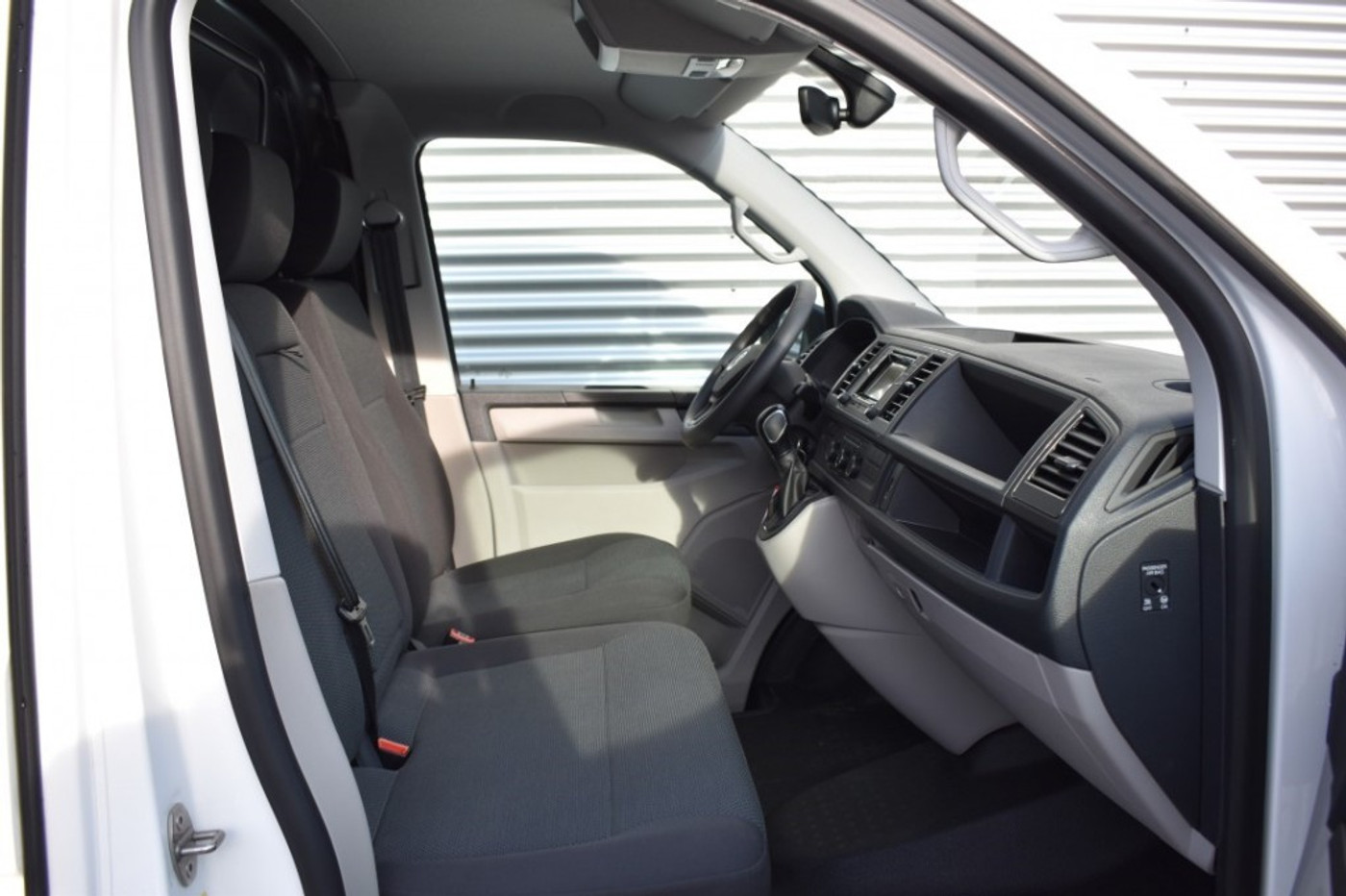 Foto van Volkswagen Abt E-transporter