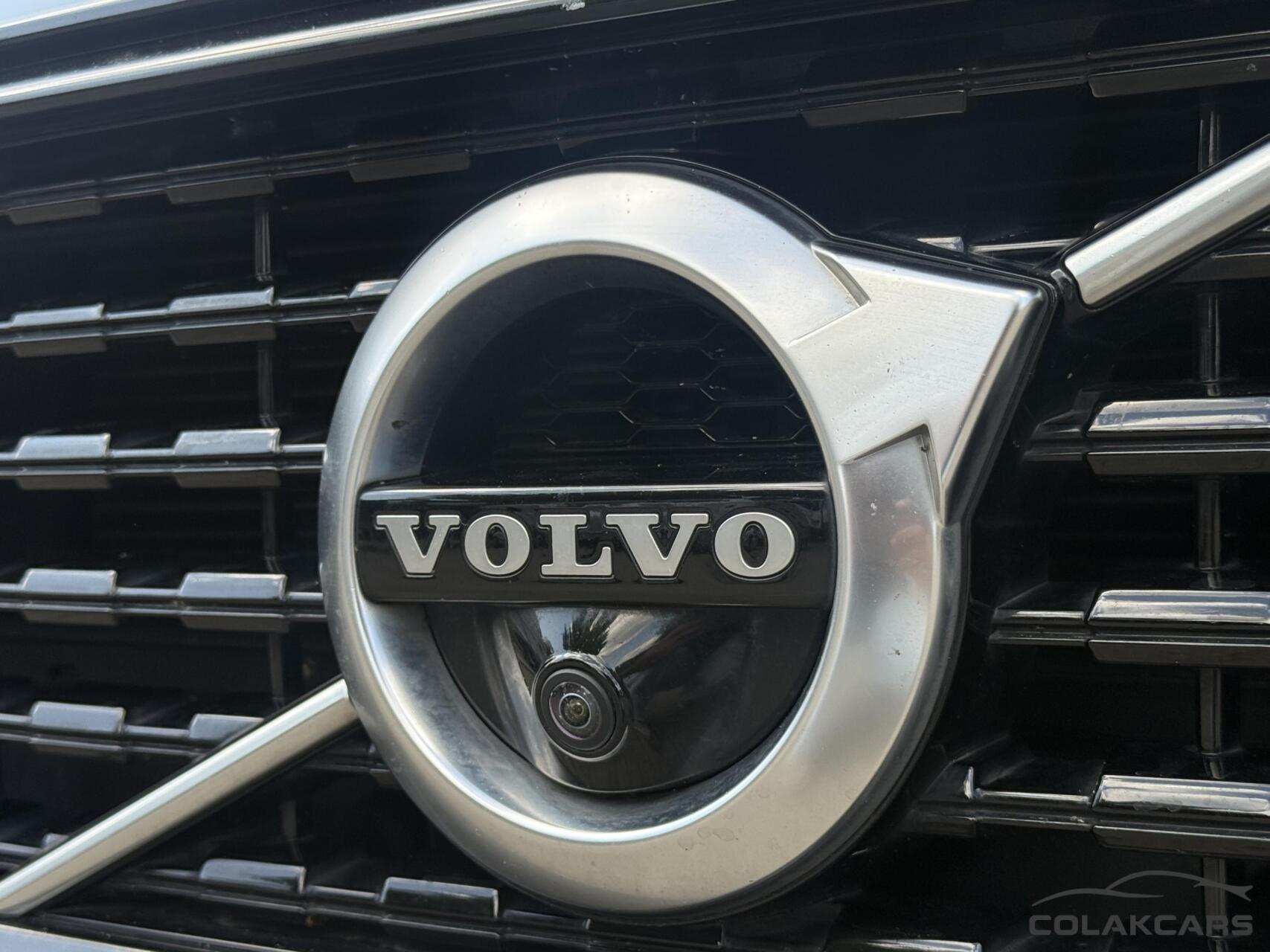Foto van Volvo V60 T6 Twin Engine