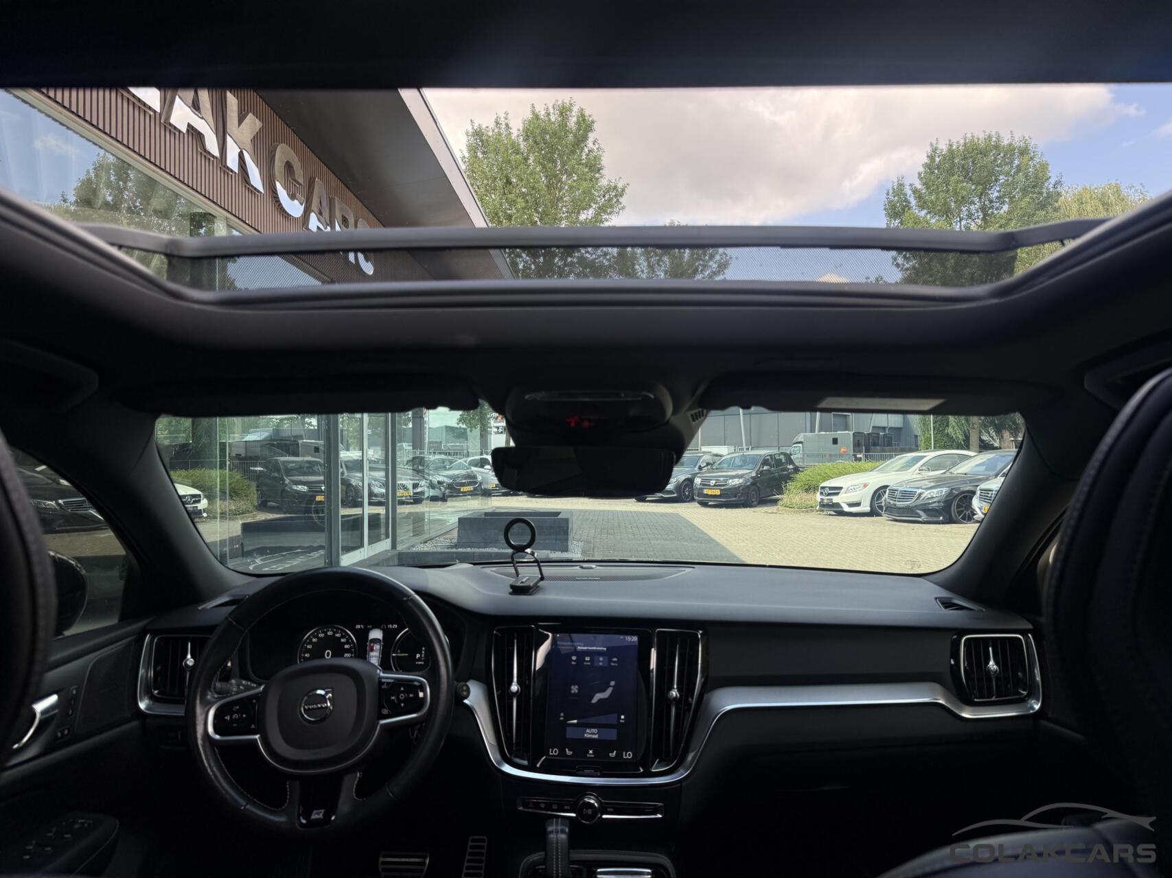 Foto van Volvo V60 T6 Twin Engine