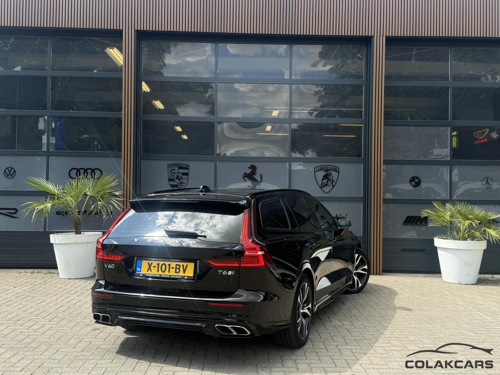 Foto van Volvo V60 T6 Twin Engine