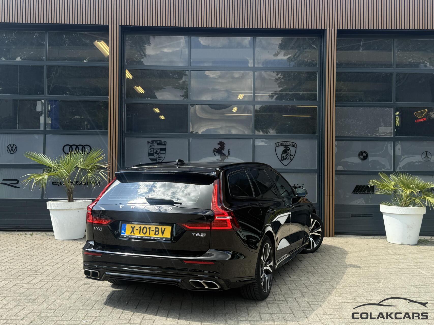 Foto van Volvo V60 T6 Twin Engine