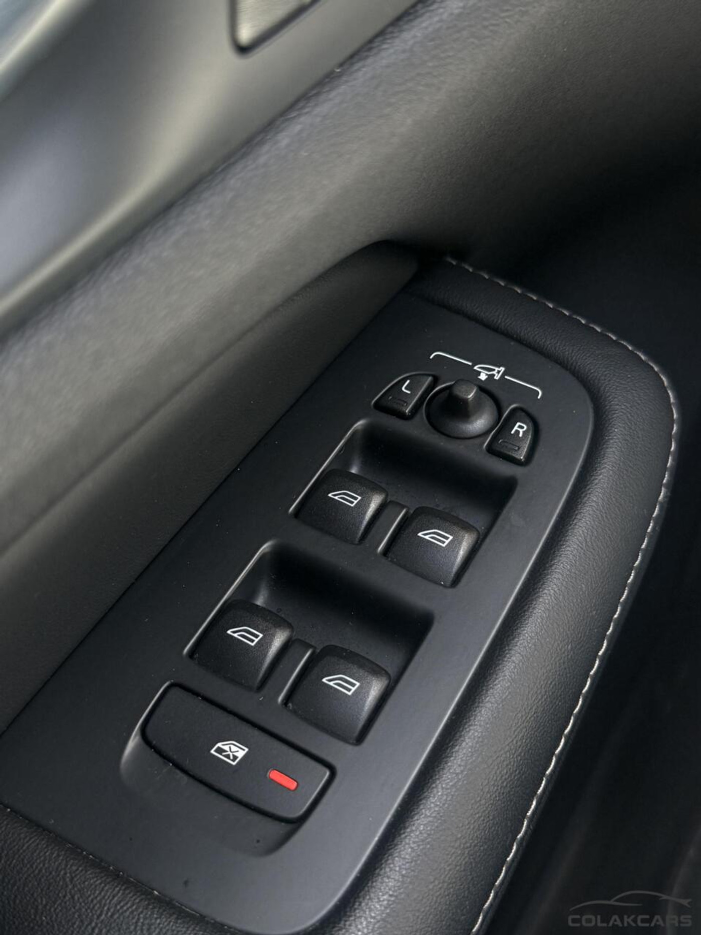 Foto van Volvo V60 T6 Twin Engine