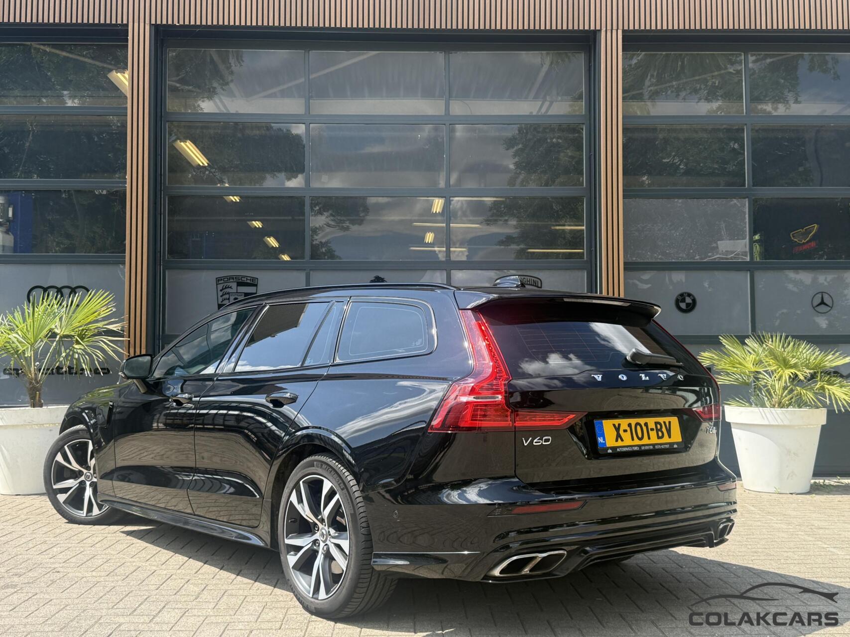 Foto van Volvo V60 T6 Twin Engine
