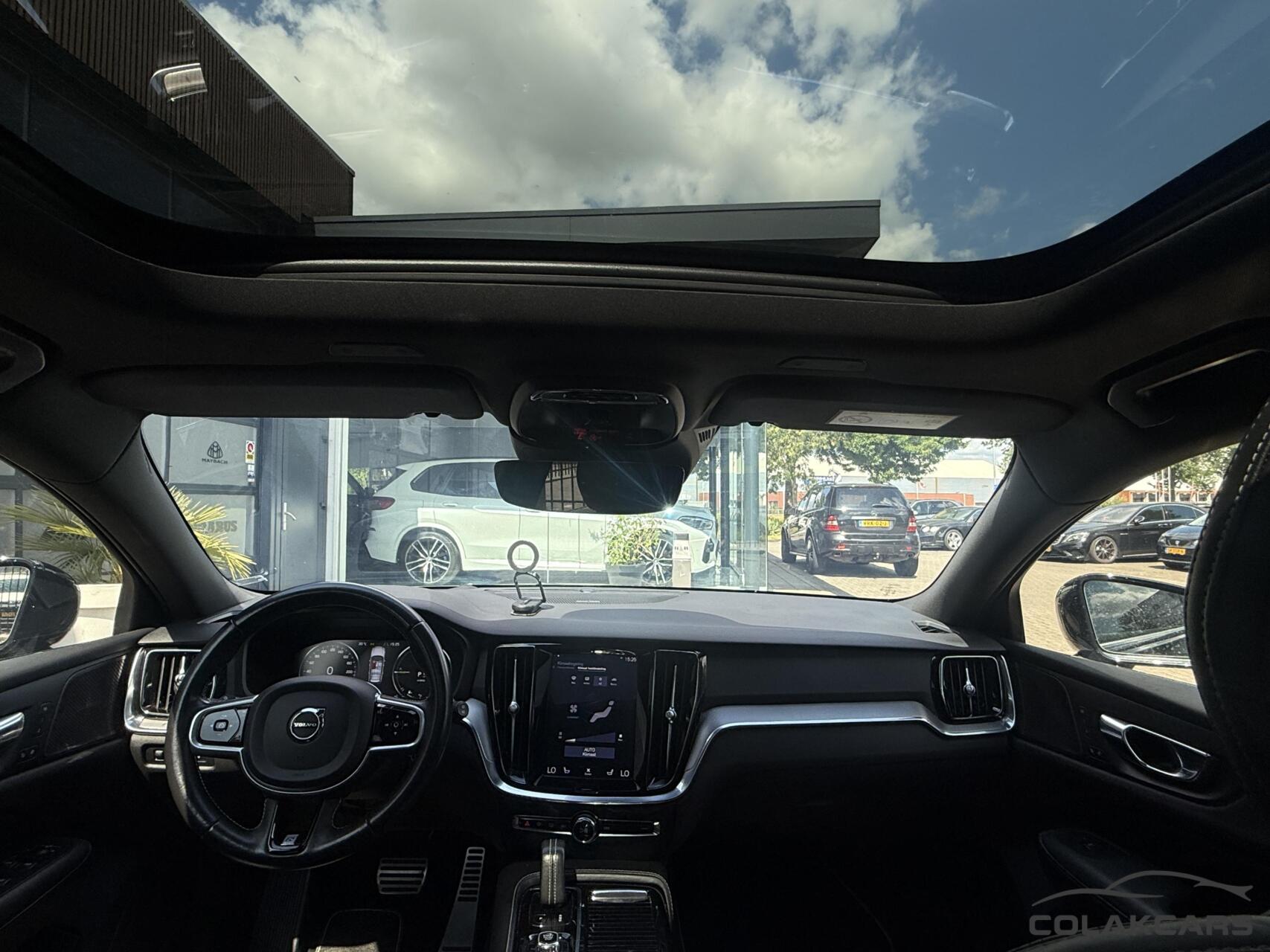 Foto van Volvo V60 T6 Twin Engine