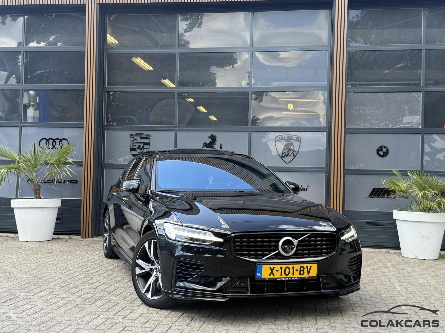 Foto van Volvo V60 T6 Twin Engine