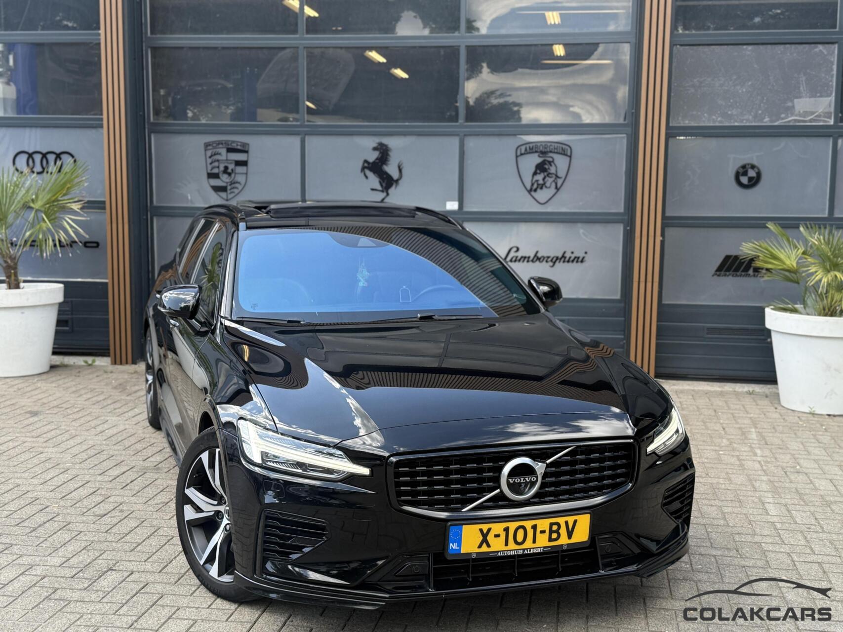 Foto van Volvo V60 T6 Twin Engine