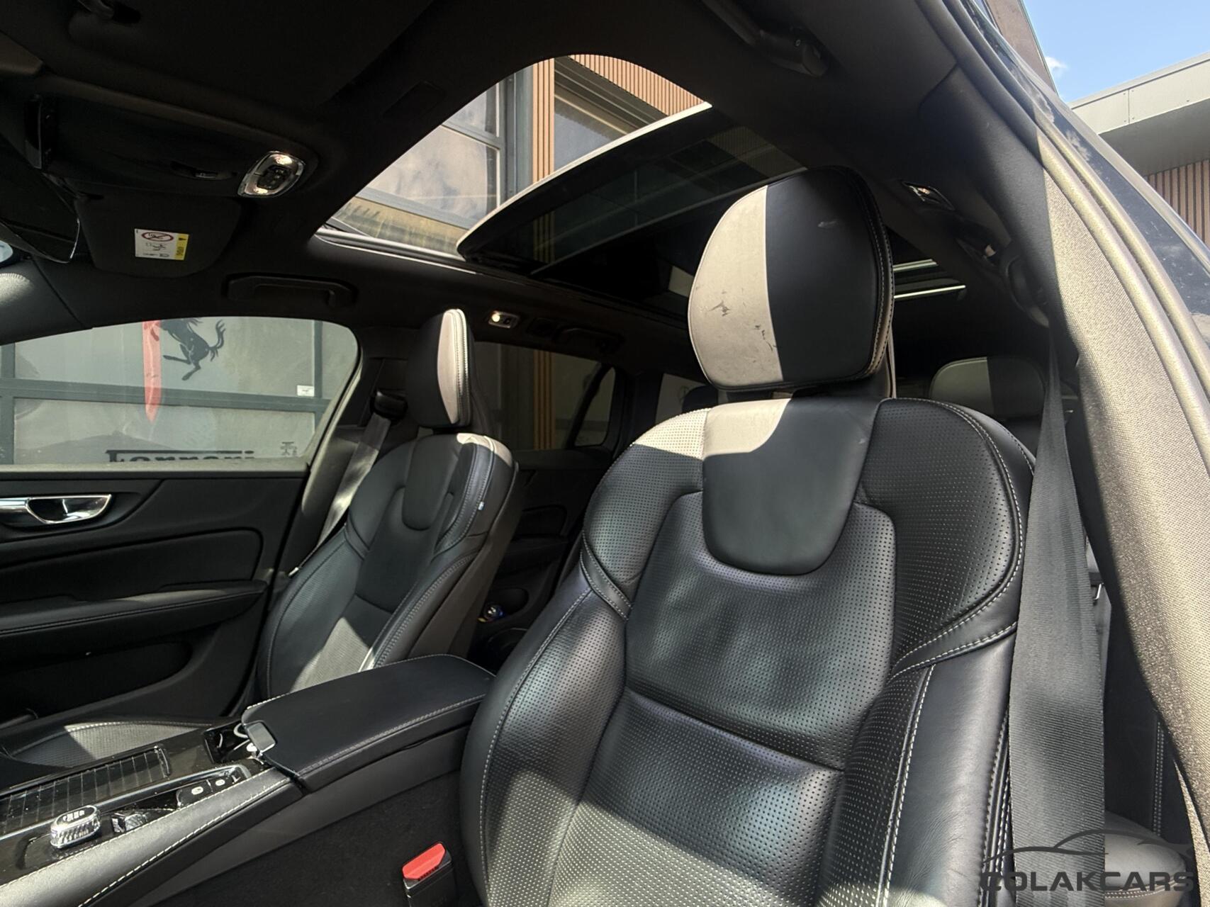 Foto van Volvo V60 T6 Twin Engine