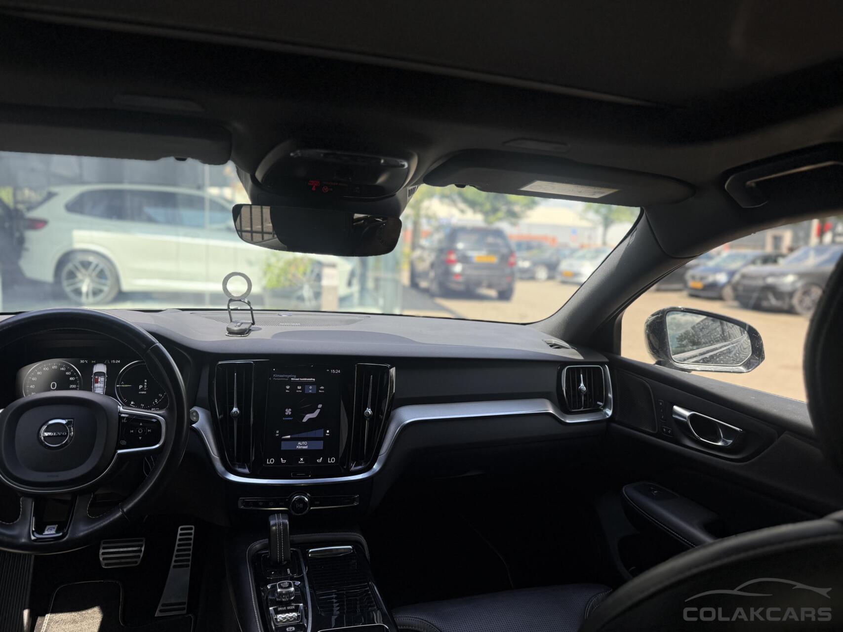 Foto van Volvo V60 T6 Twin Engine